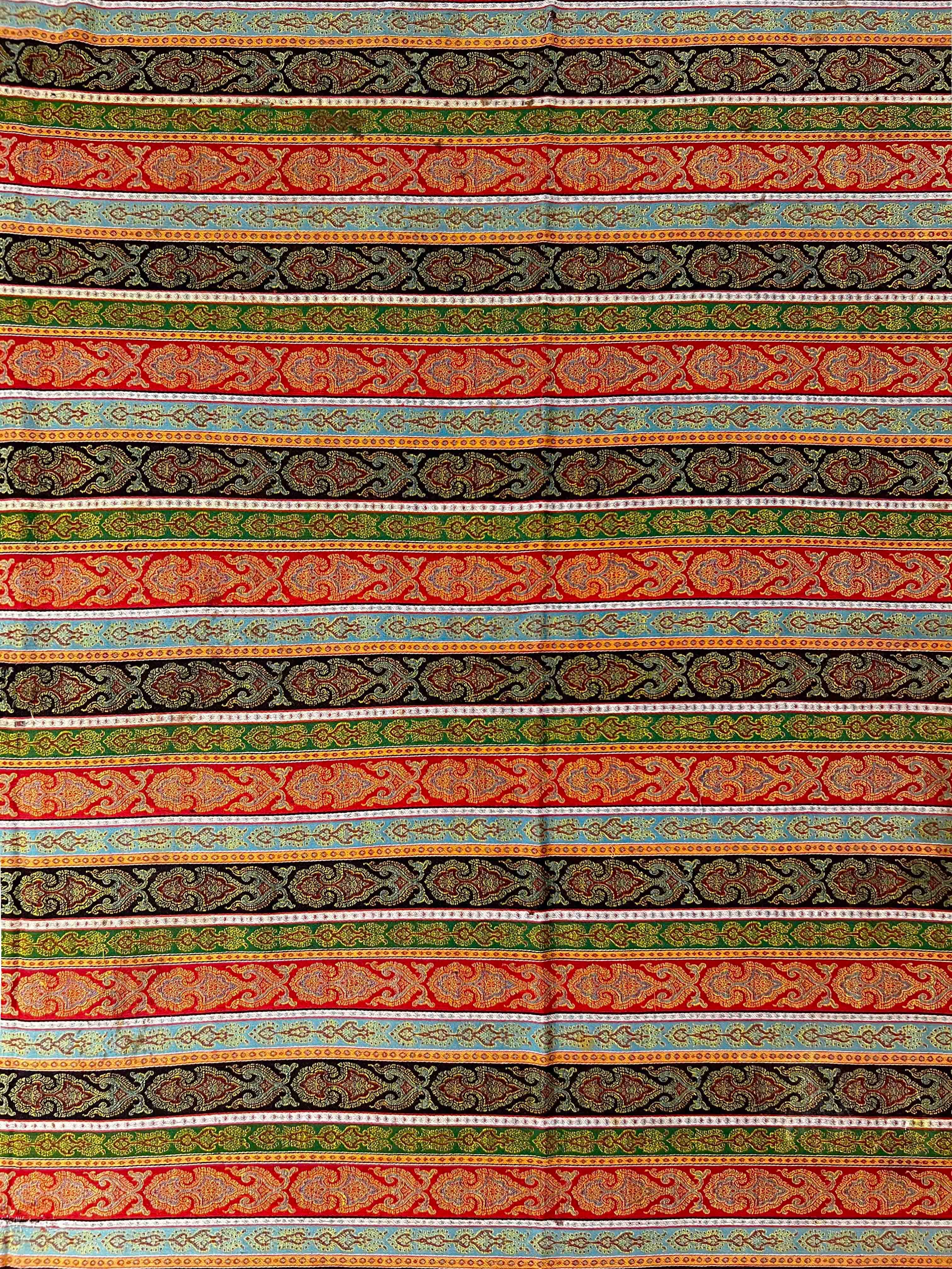 Wool French cashmere shawl Lyonnais around 1900 - N° 802 For Sale