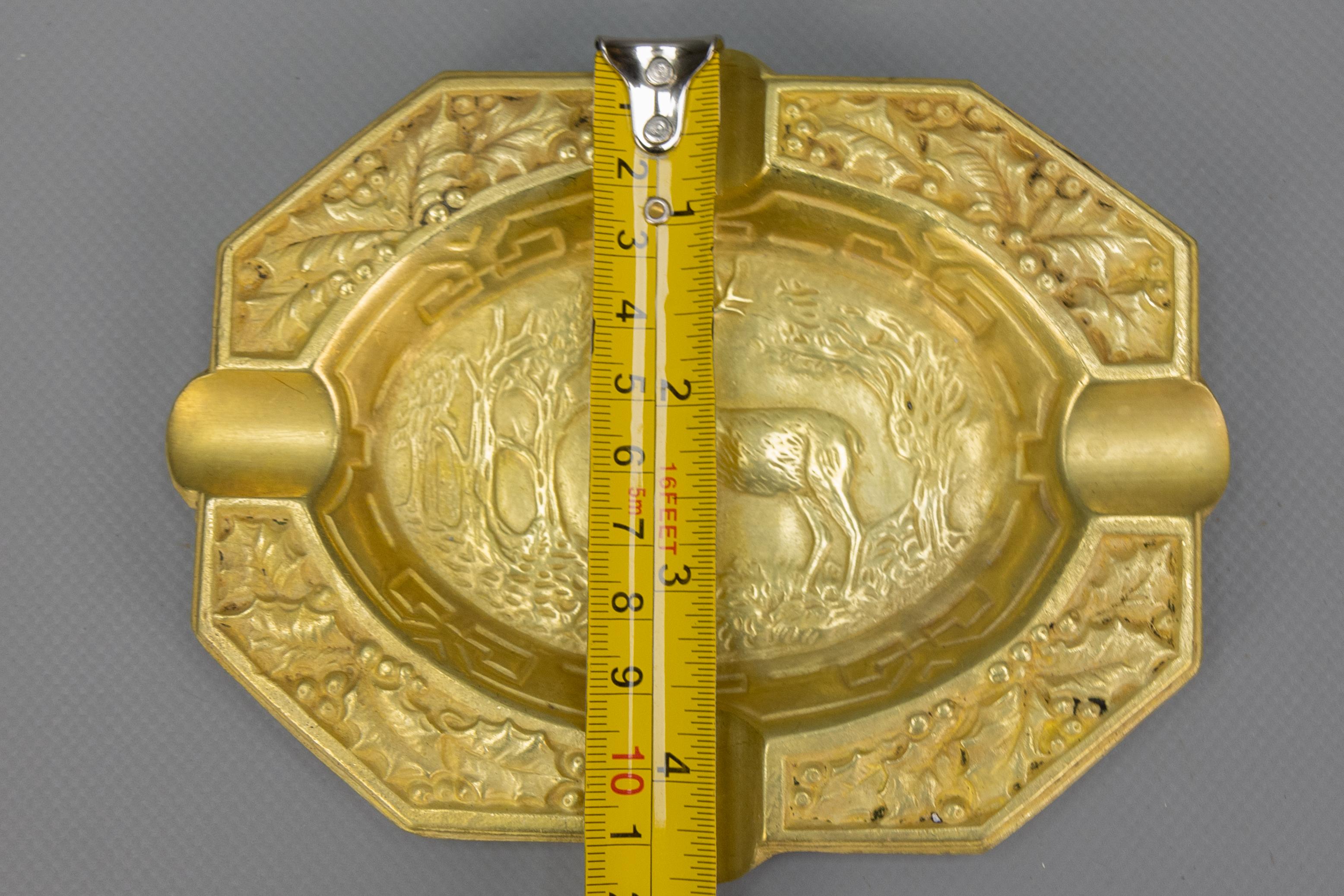 French Cast Bronze Ashtray with Stag Motif, 1950s im Angebot 11