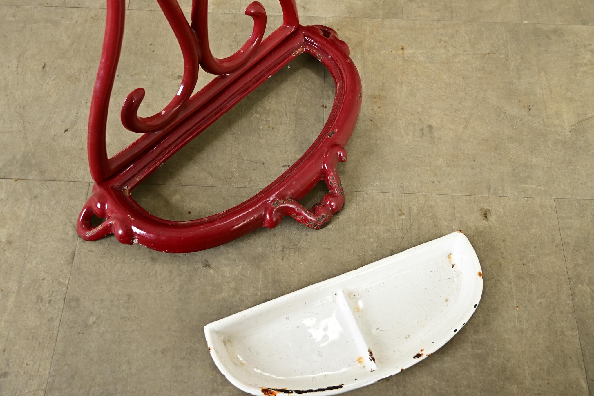 French Cast Iron Art Nouveau Umbrella Stand For Sale 2