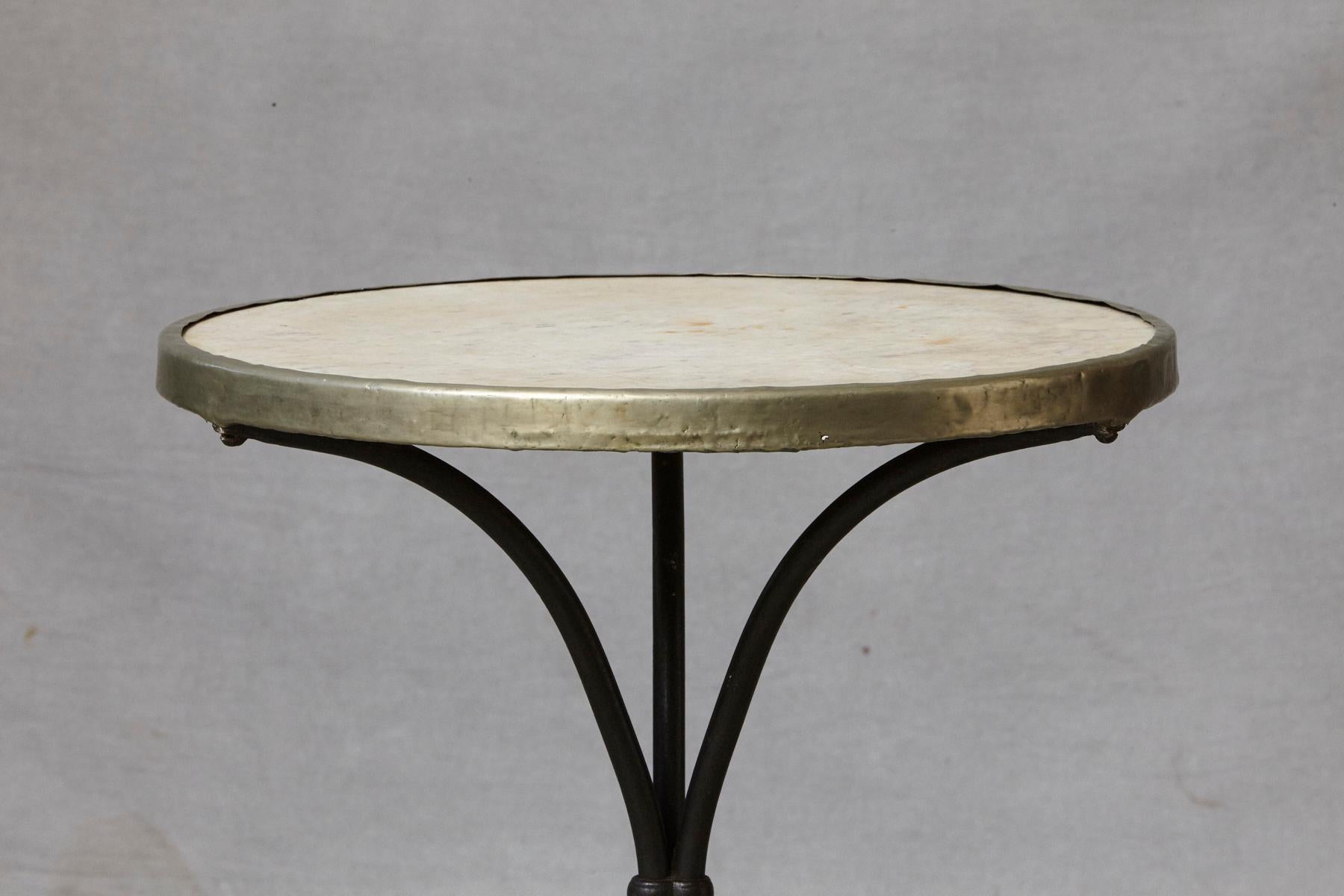 French Cast Iron Bistro Table with Marble Top and Brass Rim, circa 1920s In Good Condition In Pau, FR