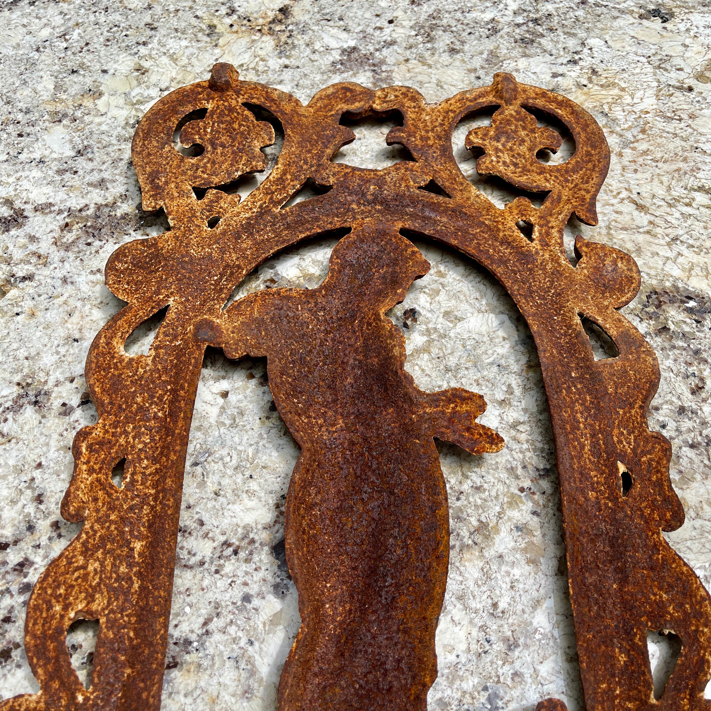 French Cast Iron Figural Flatback Rust Patina Garden Panel For Sale 2