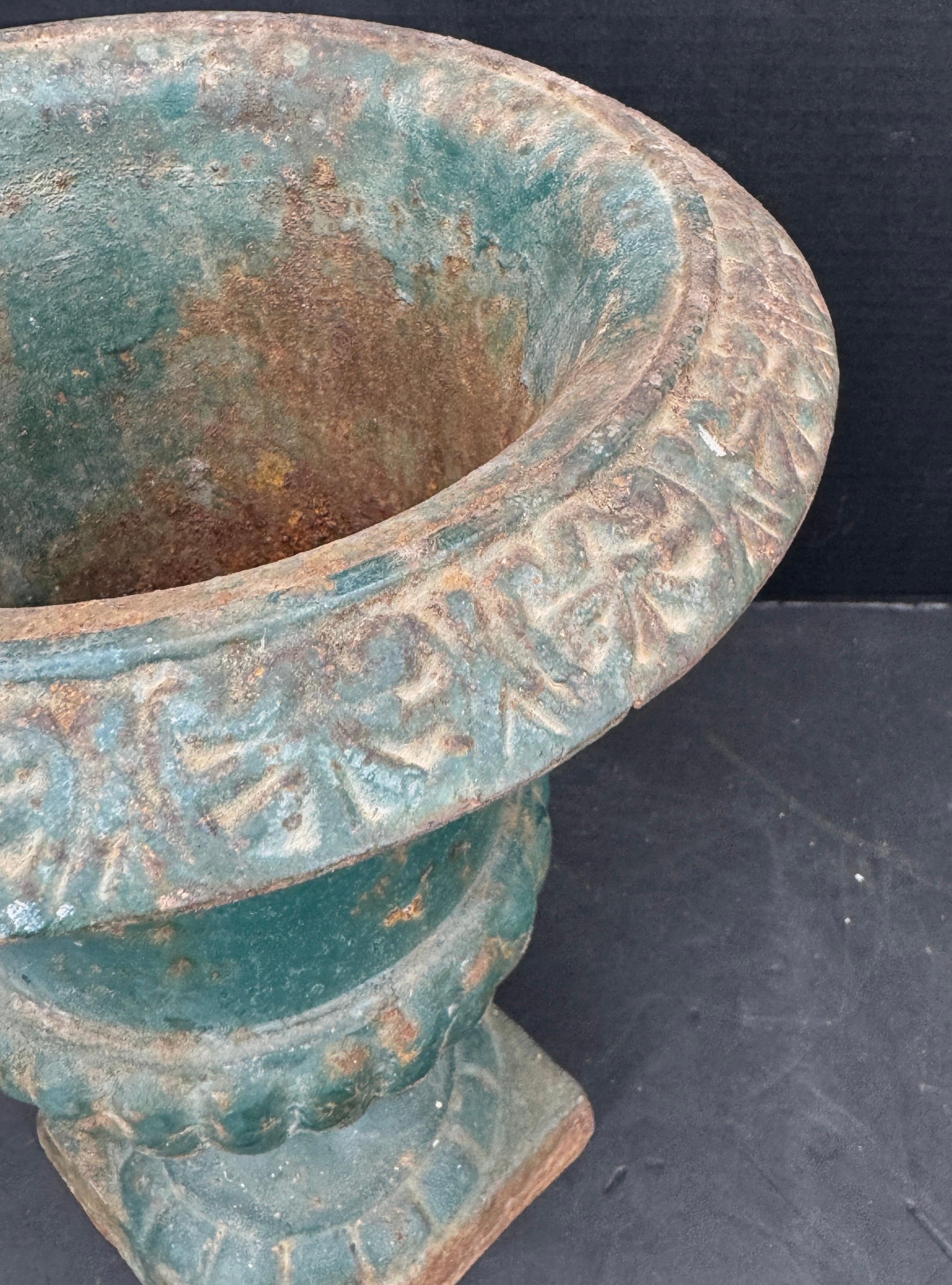 French Cast Iron Green Painted Garden Urn Planter In Good Condition For Sale In Haddonfield, NJ