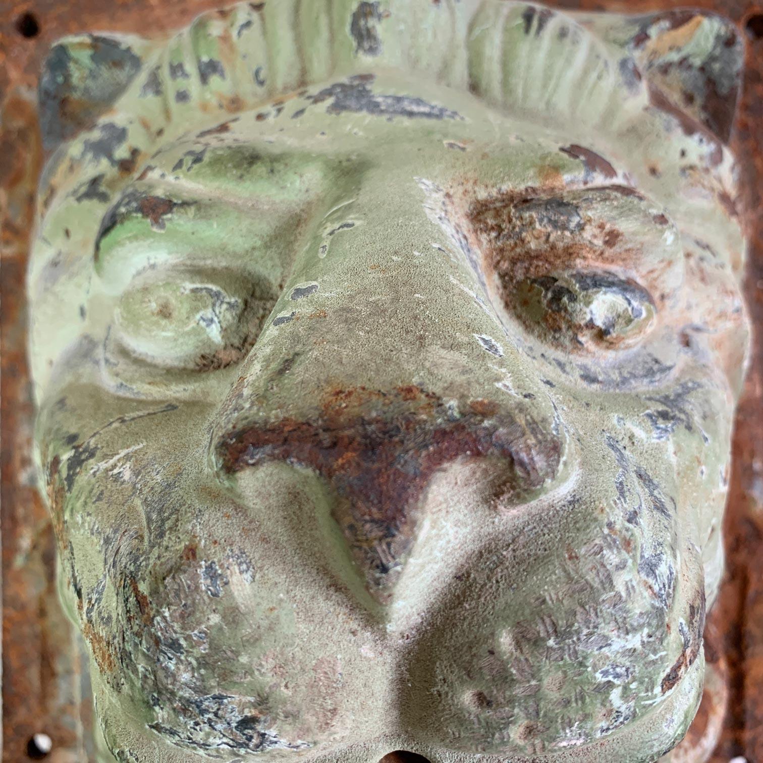 French Cast Iron Lion Head Water Feature In Good Condition For Sale In Hastings, GB