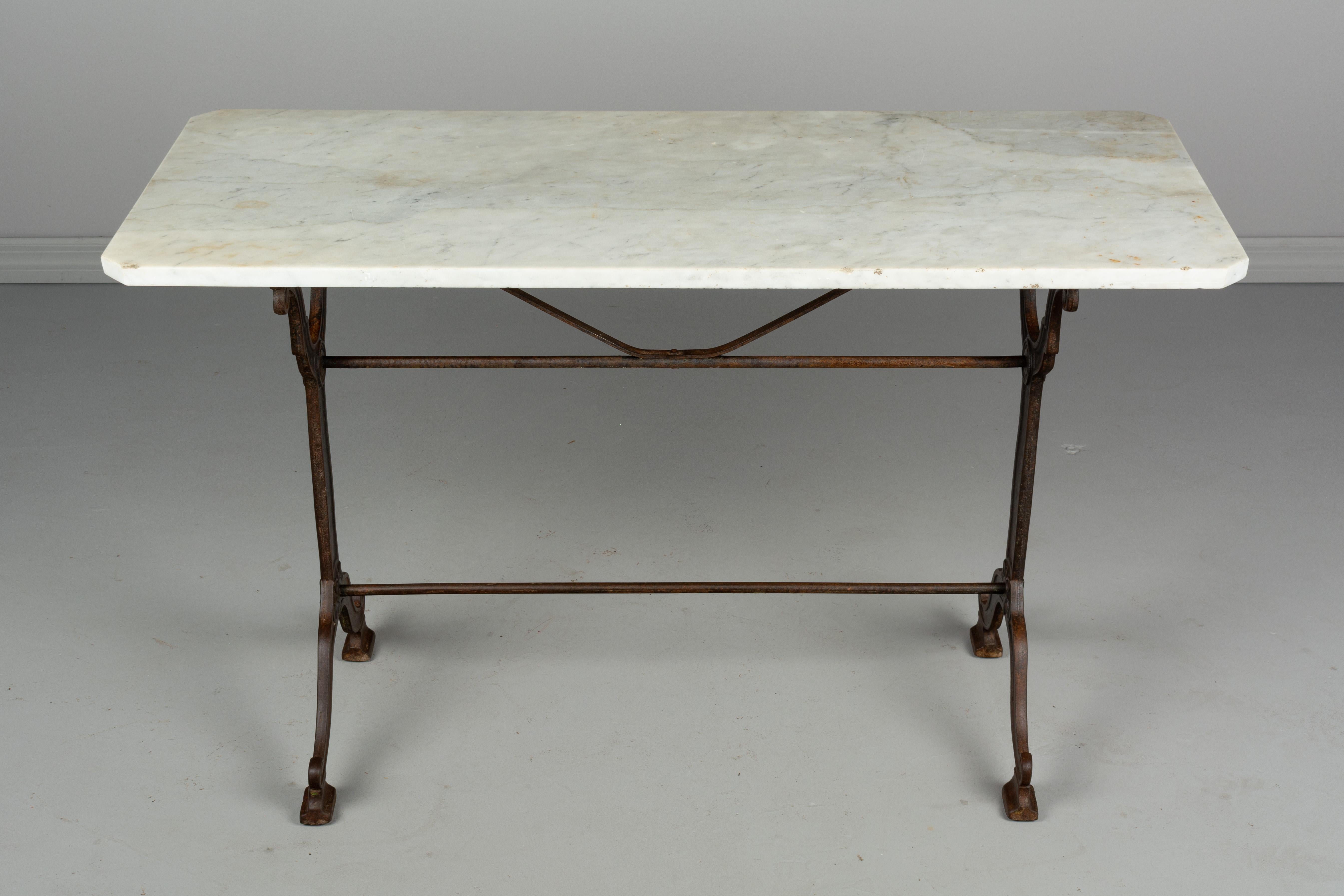 marble top pub table
