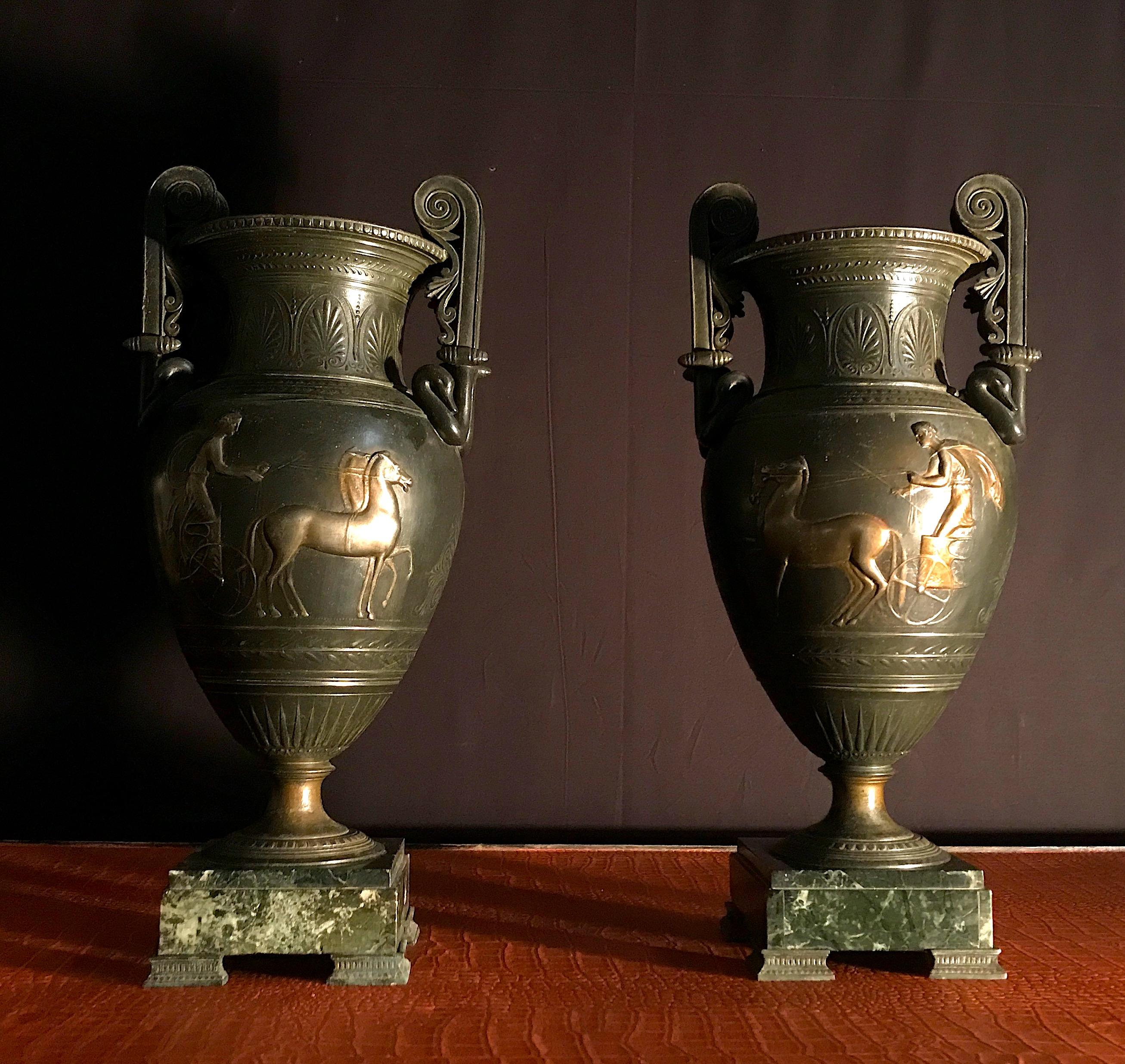 French Cast Iron Vases or Table Lamps and Green Marble Base, 19th Century, Pair In Good Condition In Rome, IT