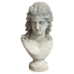 Buste d'Ariane en pierre moulée, Circa 1900