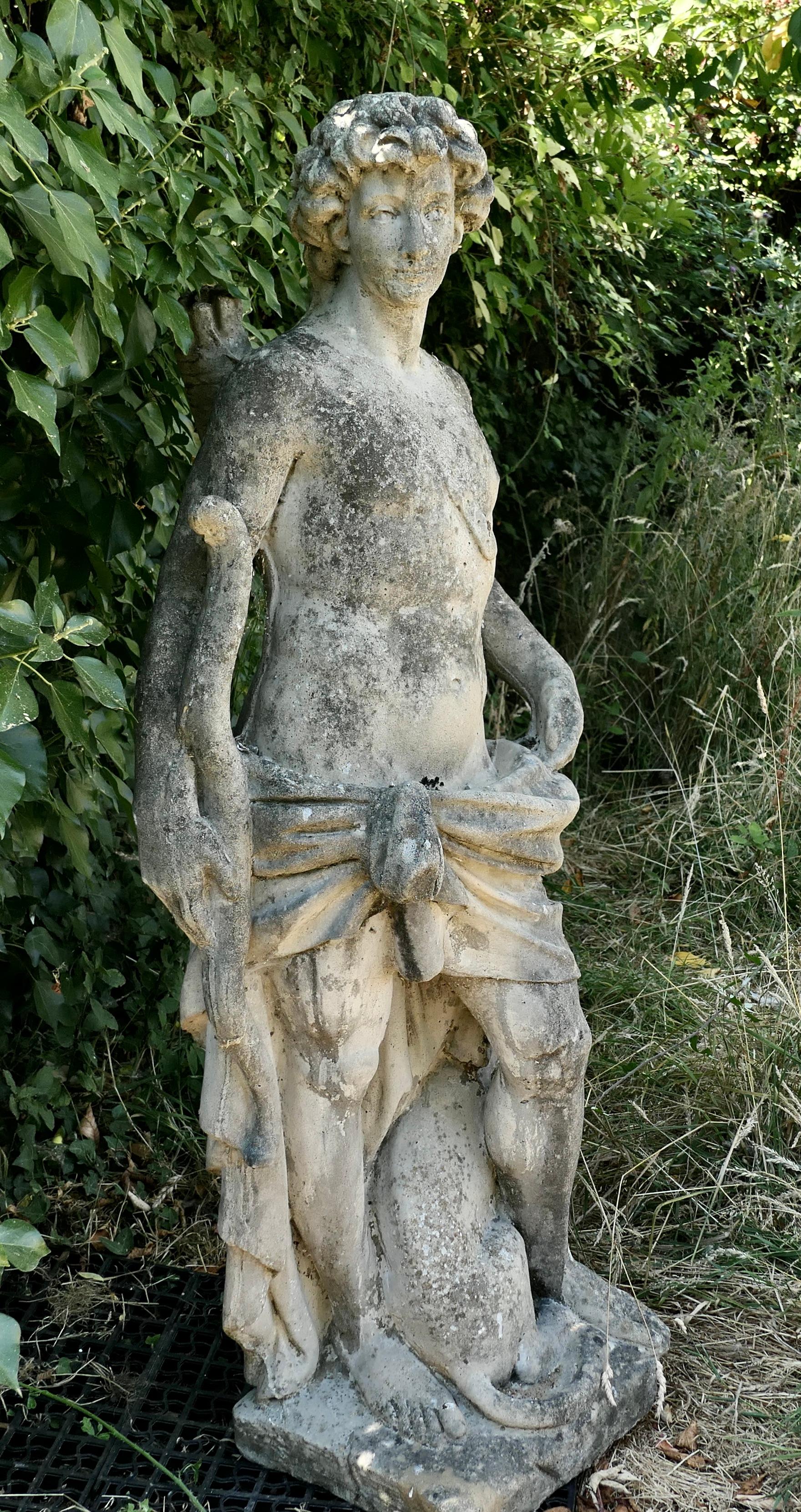 Grec classique Statue d'Apollon en pierre moulée française en vente