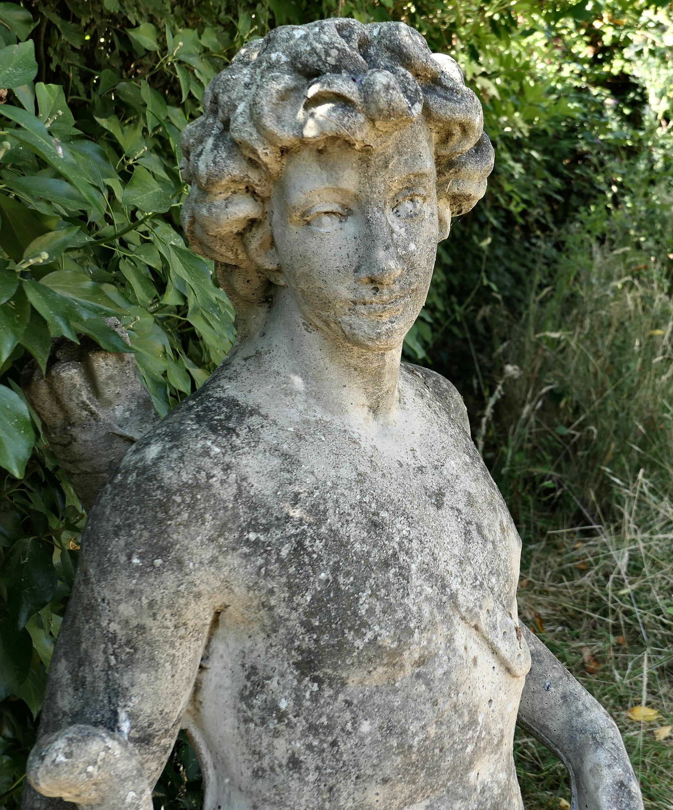 Statue d'Apollon en pierre moulée française Bon état - En vente à Chillerton, Isle of Wight