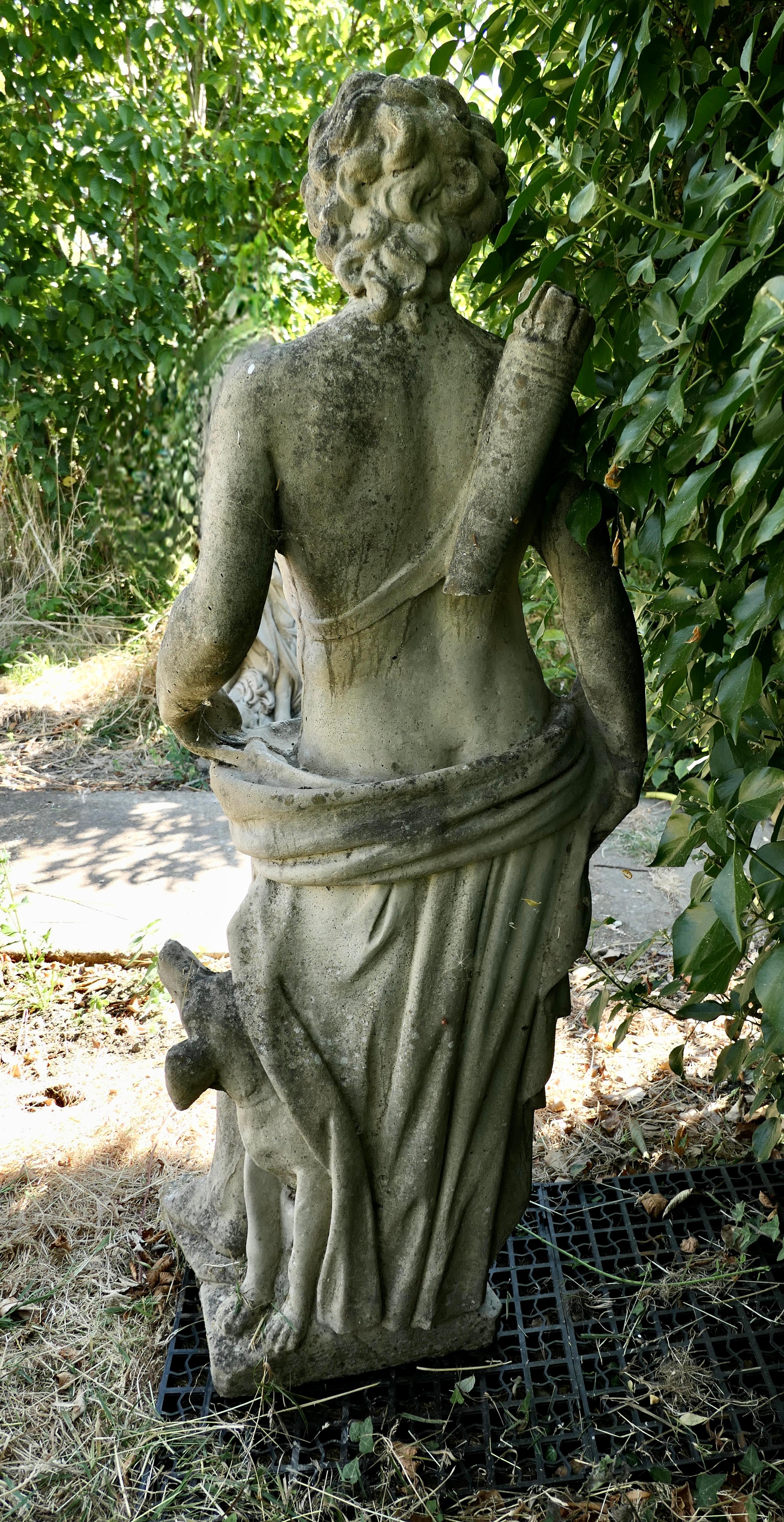Statue d'Apollon en pierre moulée française en vente 3