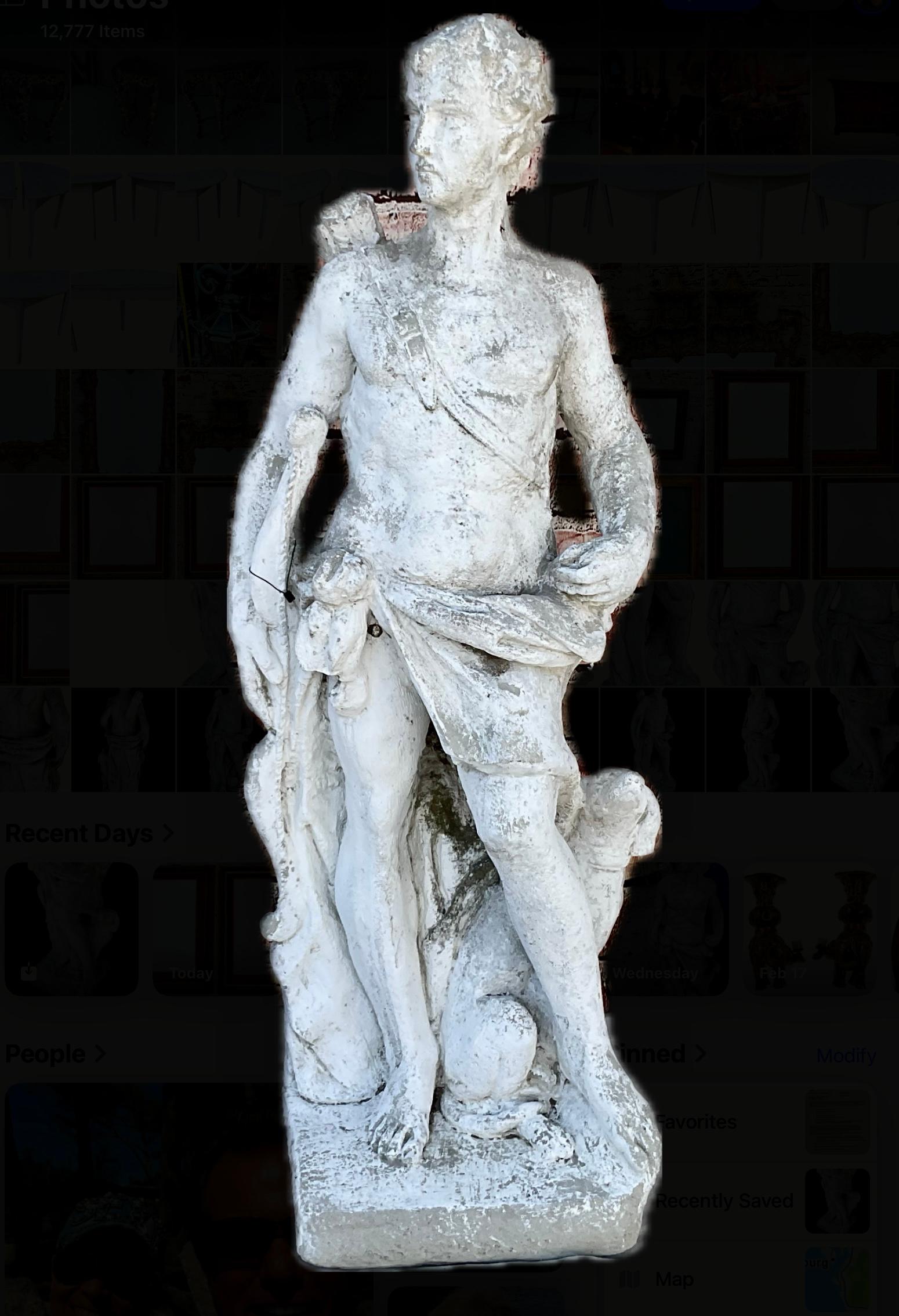 Statua francese in pietra fusa del dio greco Apollo in vendita 2