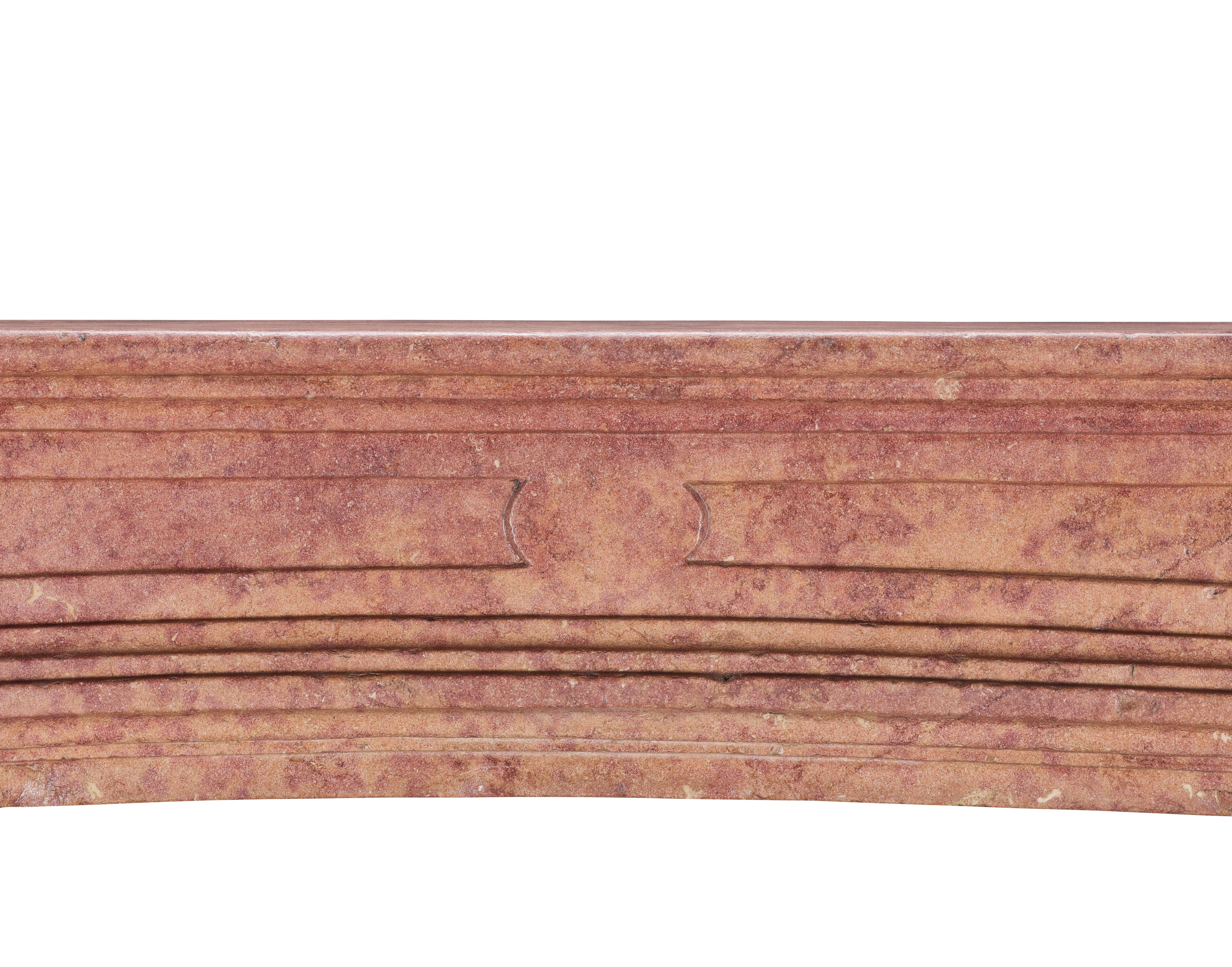 Cheminée de château français Rose de Bourgogne Pierre dure - Surface lisse - Intemporelle en vente 3