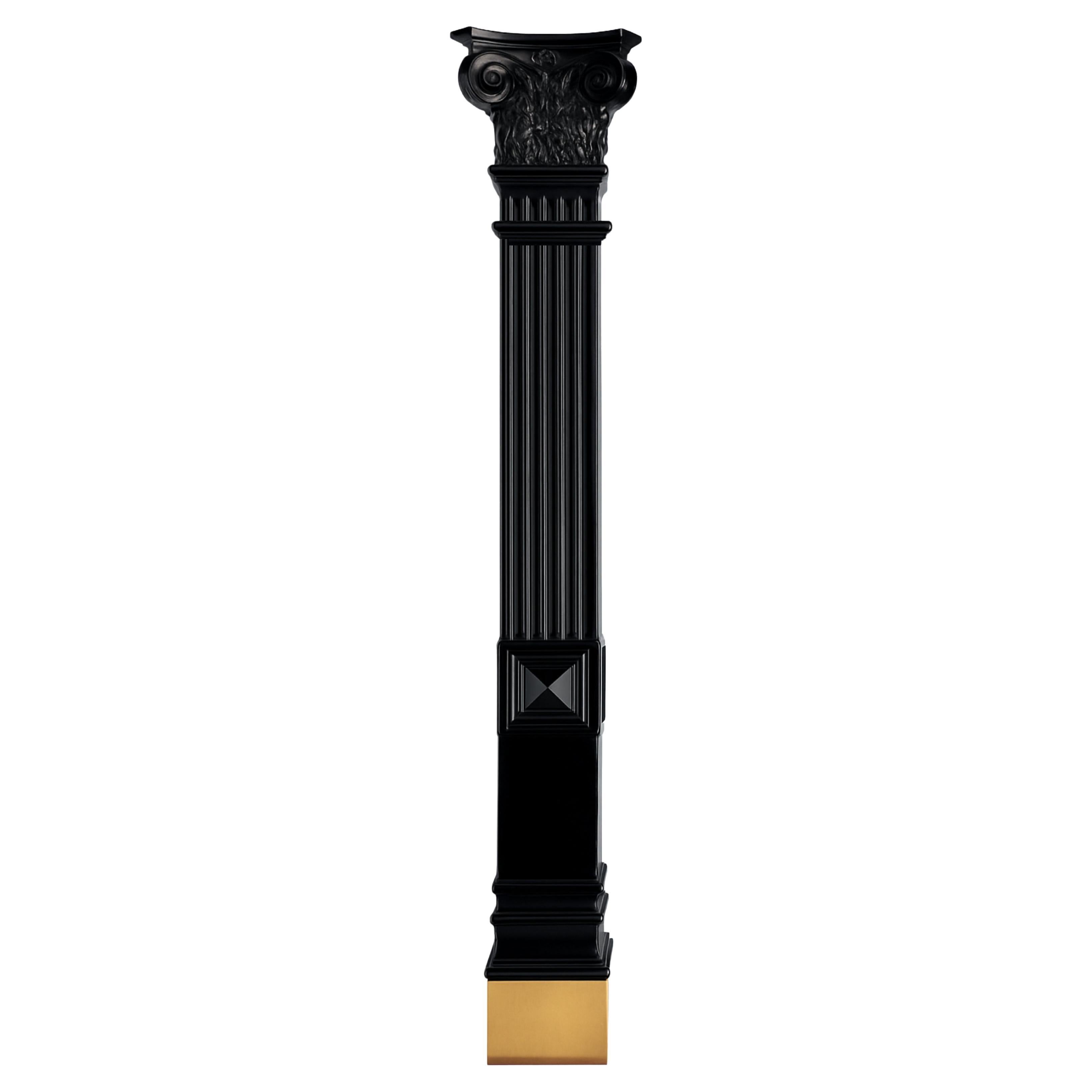 French Cedar Black Lacquer Pedestal Column, 20th Century