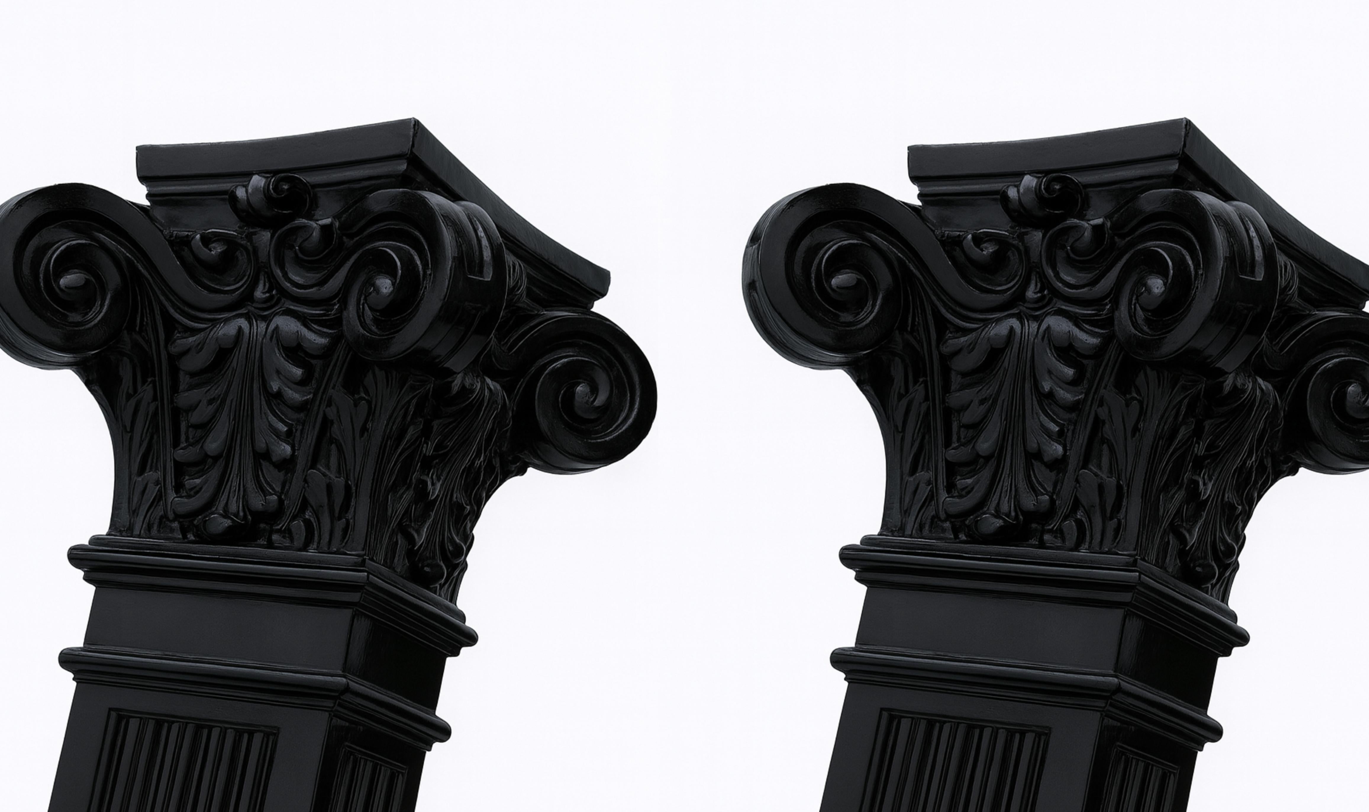 Pair of French Cedar Black Lacquer Pedestal Columns, 20th Century For Sale 2