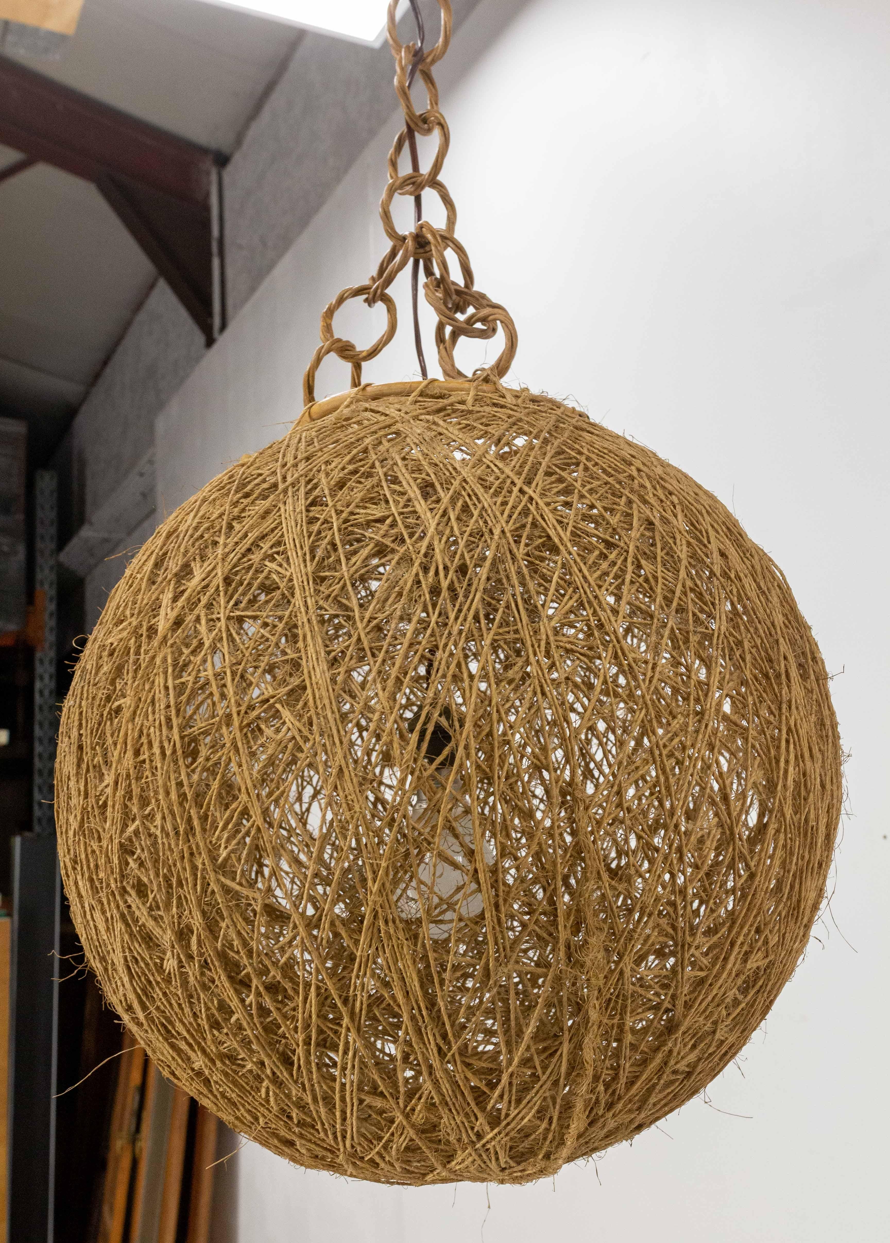 French Ceiling Pendant String and Wicker Chandelier, Lustre, circa 1970 For Sale 1