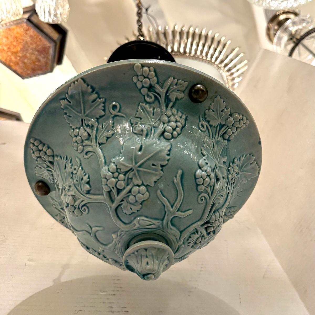 Francese Lampada in porcellana francese Celadon in vendita