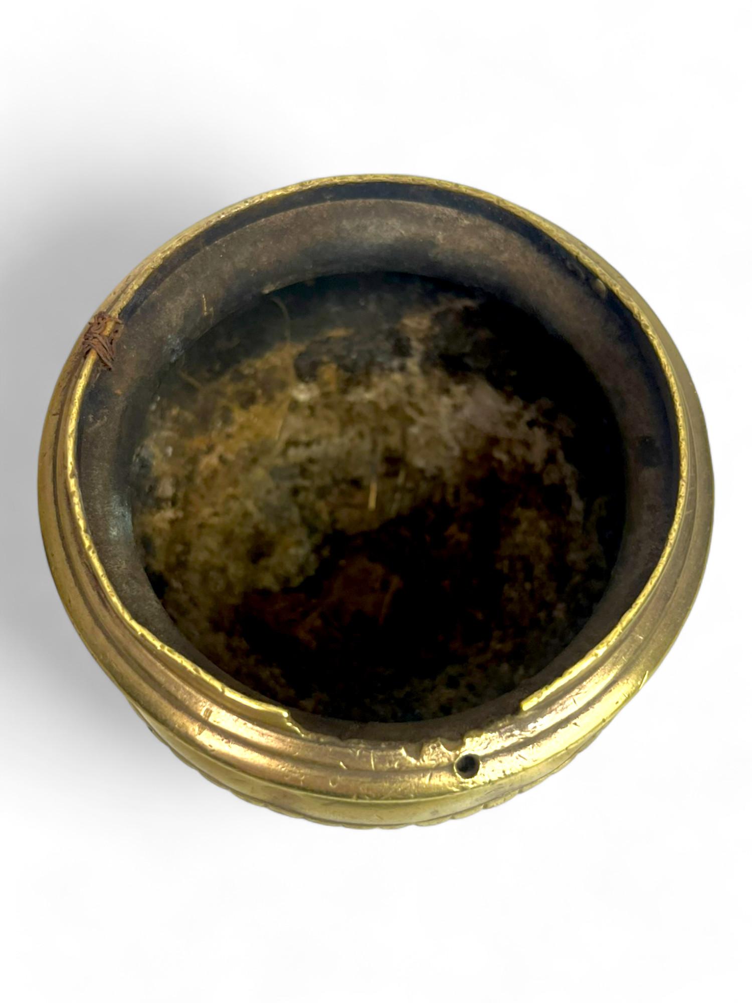 Encensoir / brûleur d'encens / horloge d'église / brûleur de parfum français - Bronze - 17e en vente 8