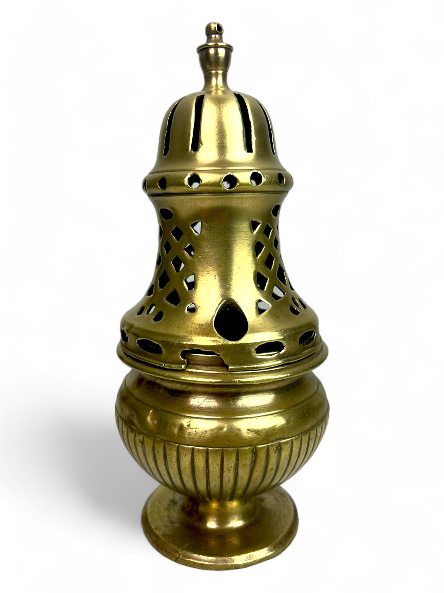 Encensoir / brûleur d'encens / horloge d'église / brûleur de parfum français - Bronze - 17e en vente 1