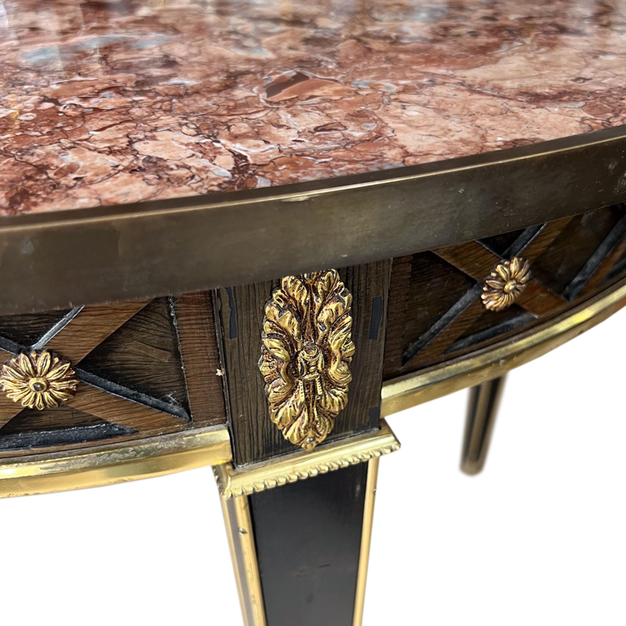 French Centre Table With Marble Top In Good Condition For Sale In London, GB