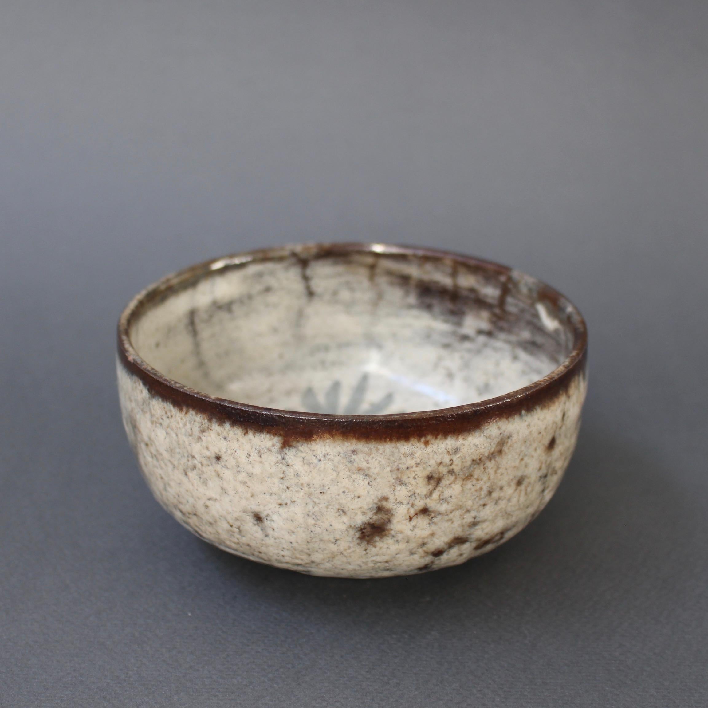 Hand-Painted French Ceramic Bowl with Rooster Motif by Gustave Reynaud, Le Mûrier, c. 1960s