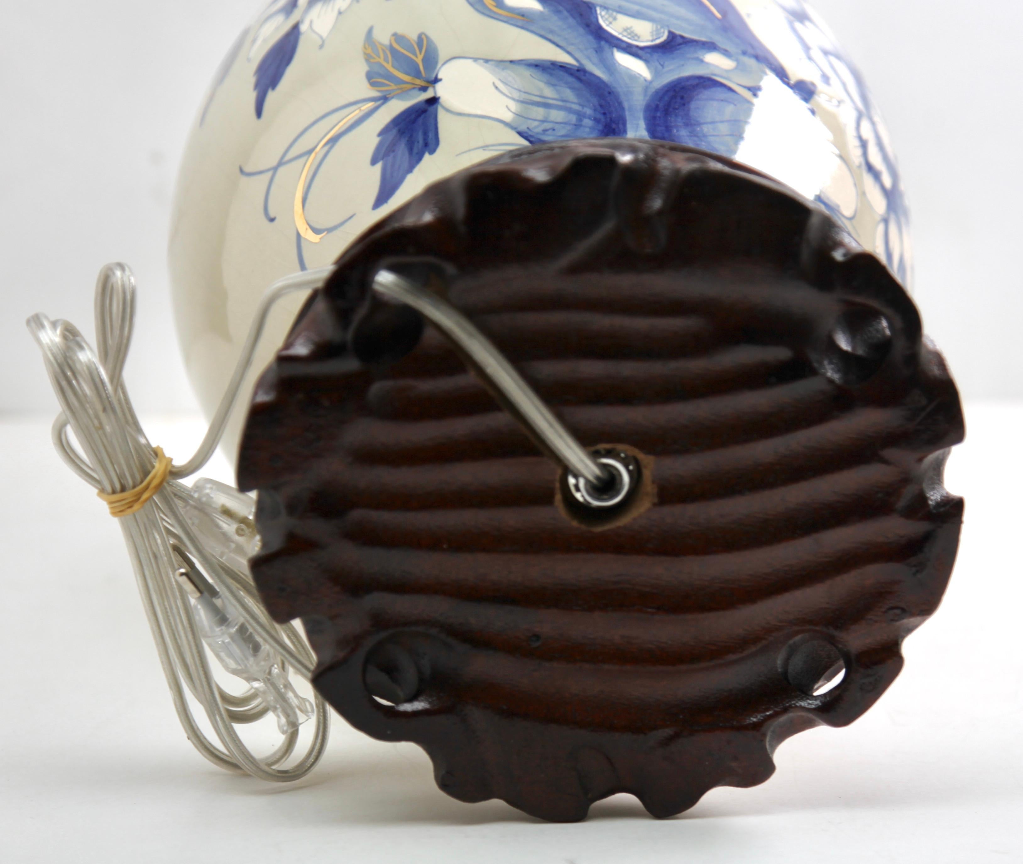 Französische Keramik-Crackle-Tischlampe mit handbemalter Dekoration, 1930er Jahre im Angebot 6