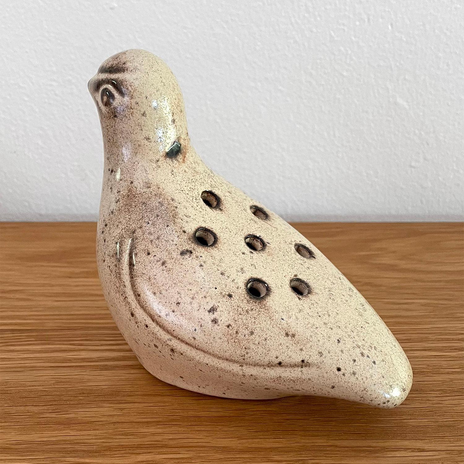 Französische Keramik-Taube Vase im Angebot 2