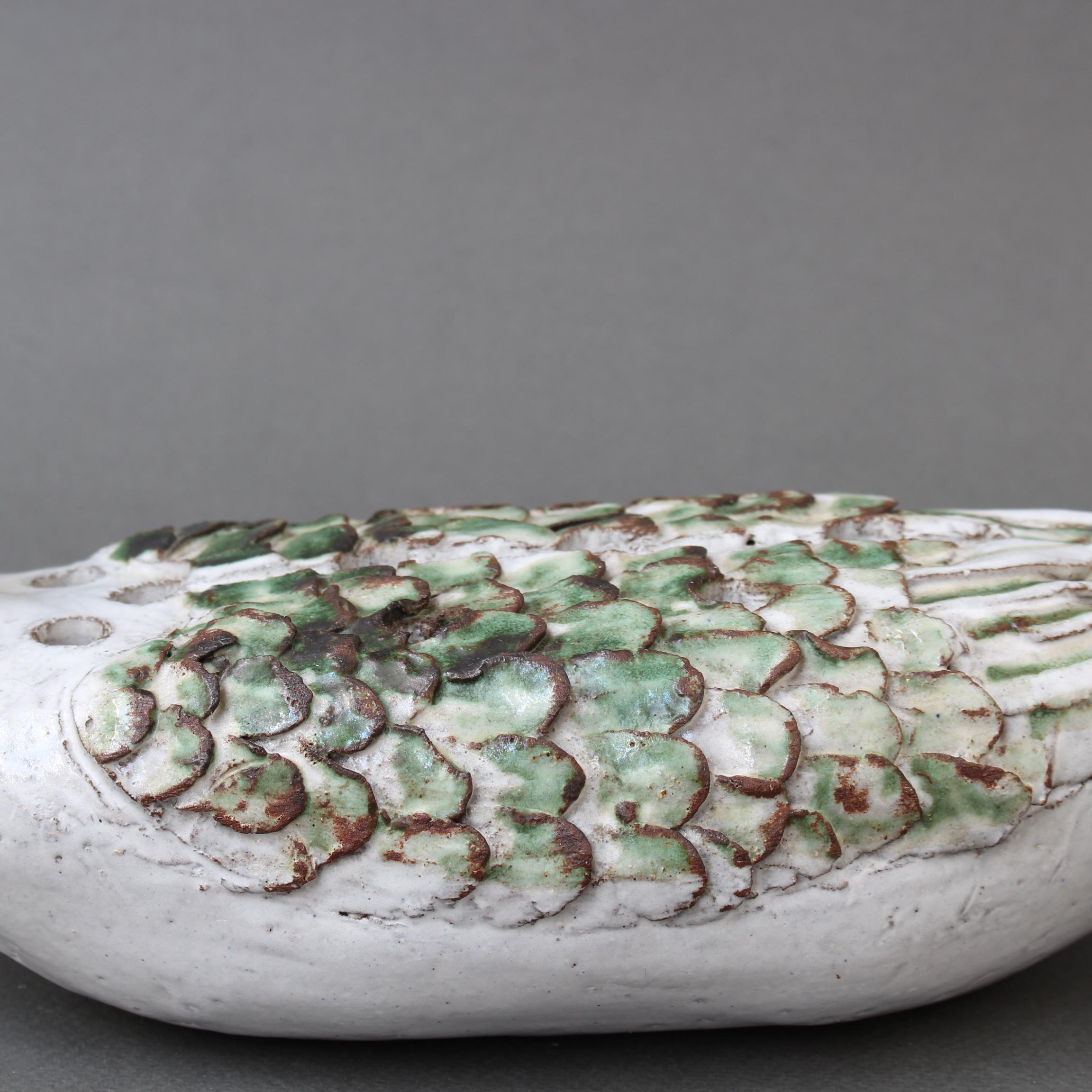 Französische Keramikvase mit Entenblumen aus Keramik von Albert Thiry, 1994 im Angebot 9