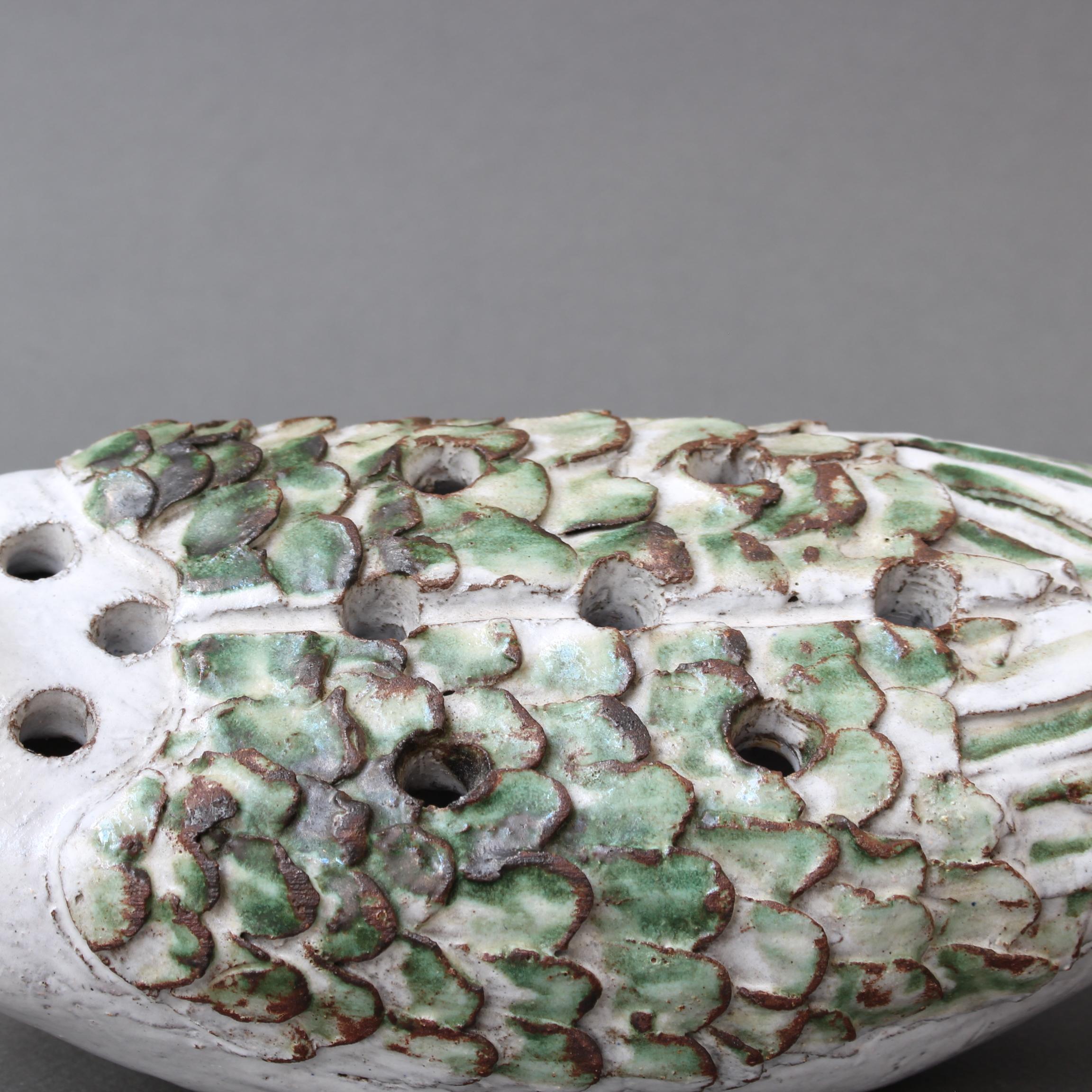 Französische Keramikvase mit Entenblumen aus Keramik von Albert Thiry, 1994 im Angebot 10