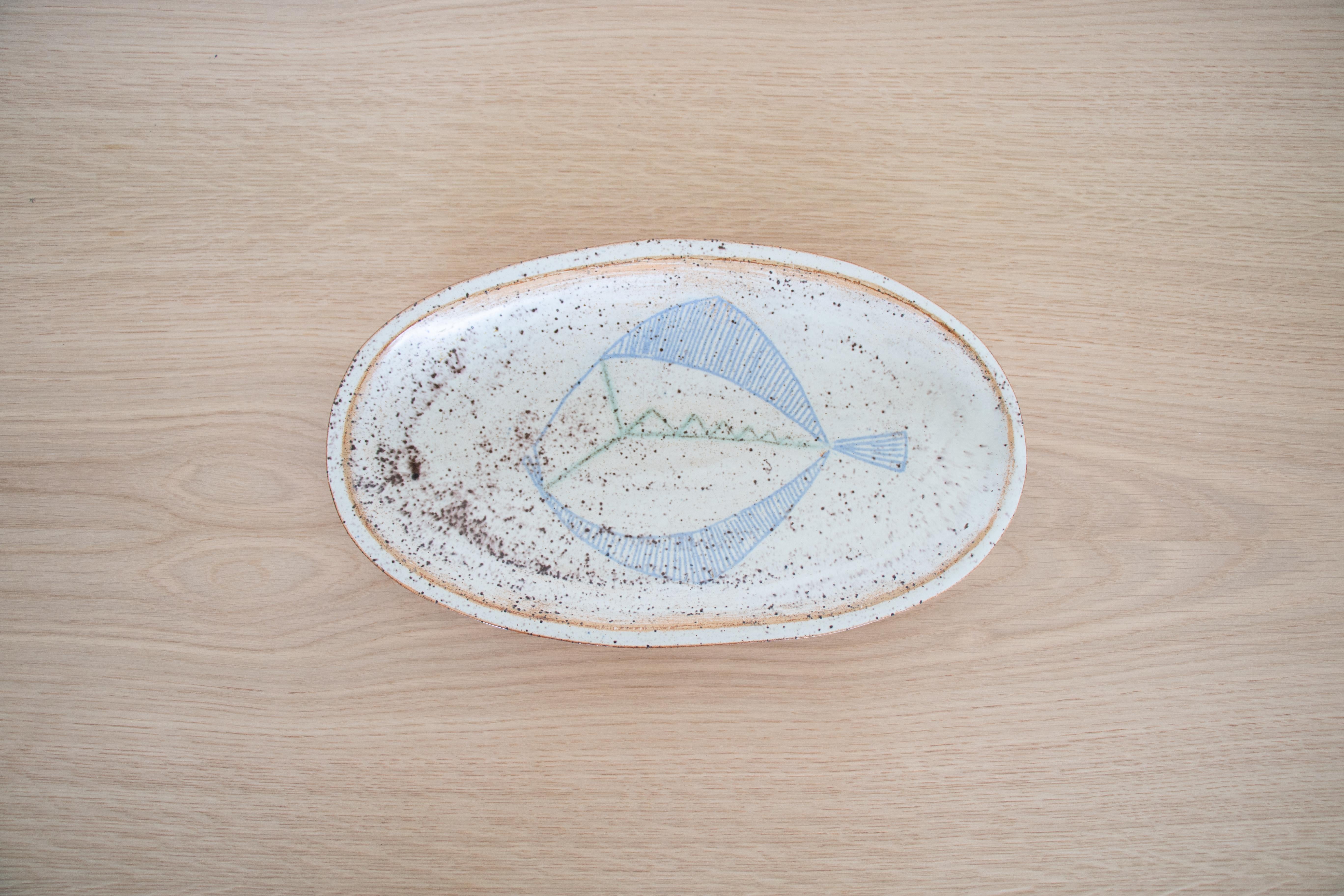 French Ceramic Fish Dish In Good Condition In Los Angeles, CA