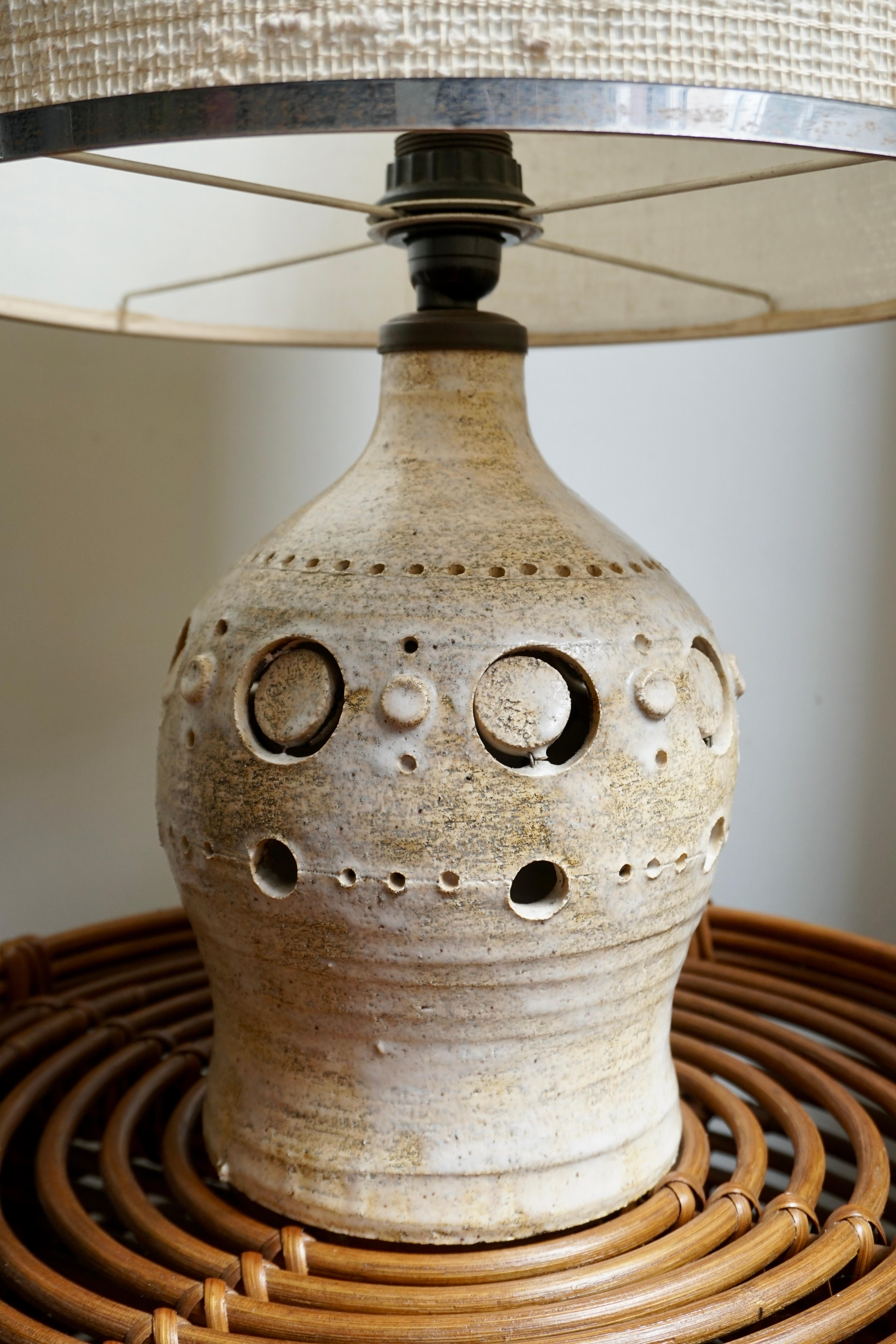 French Ceramic Lamp by Georges Pelletier, 1970s In Good Condition For Sale In Antwerp, BE