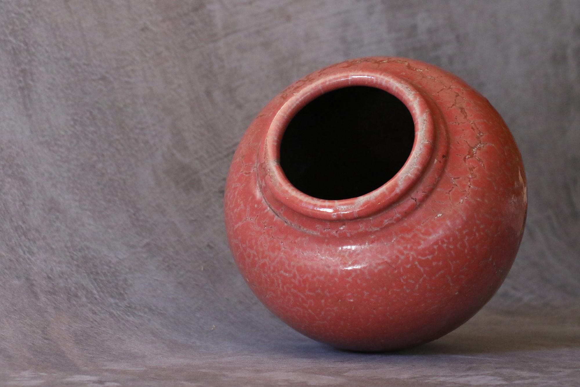 French Ceramic Large Red Vase by Marc Uzan, circa 2000 In Good Condition For Sale In Camblanes et Meynac, FR