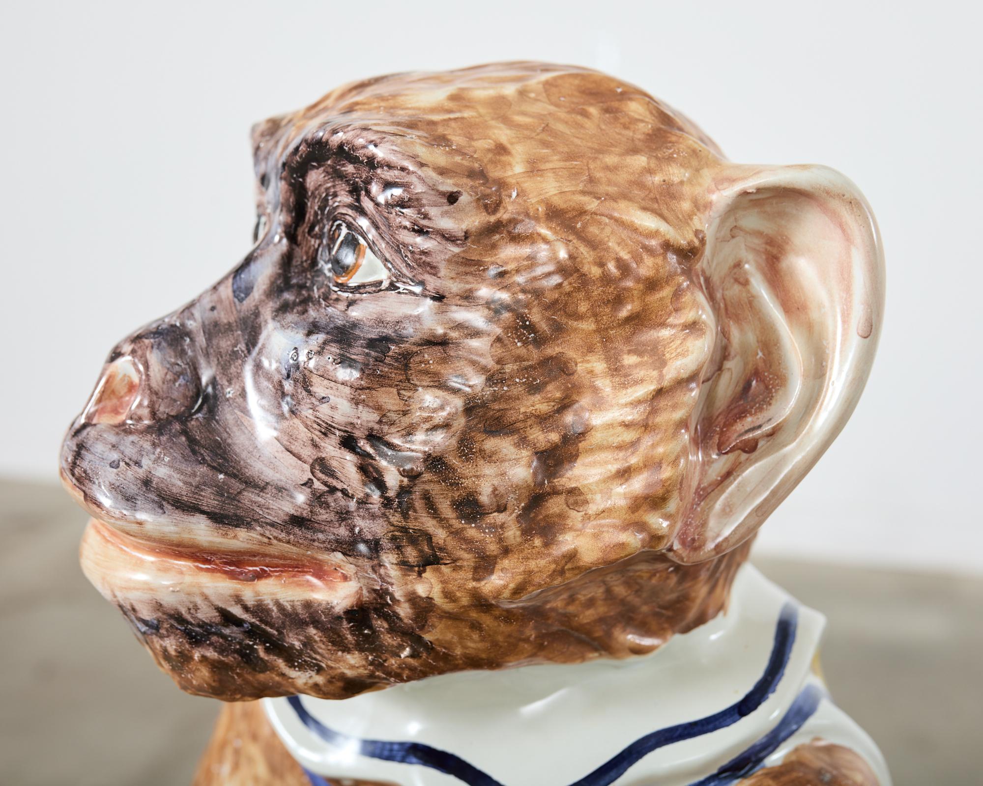Französische Keramik-Majolika-Skulptur eines Affen, der Tambourine spielt, aus Keramik im Angebot 8