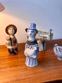 Französischer keramischer Mann mit Lamm von Jean Derval:: um 1950