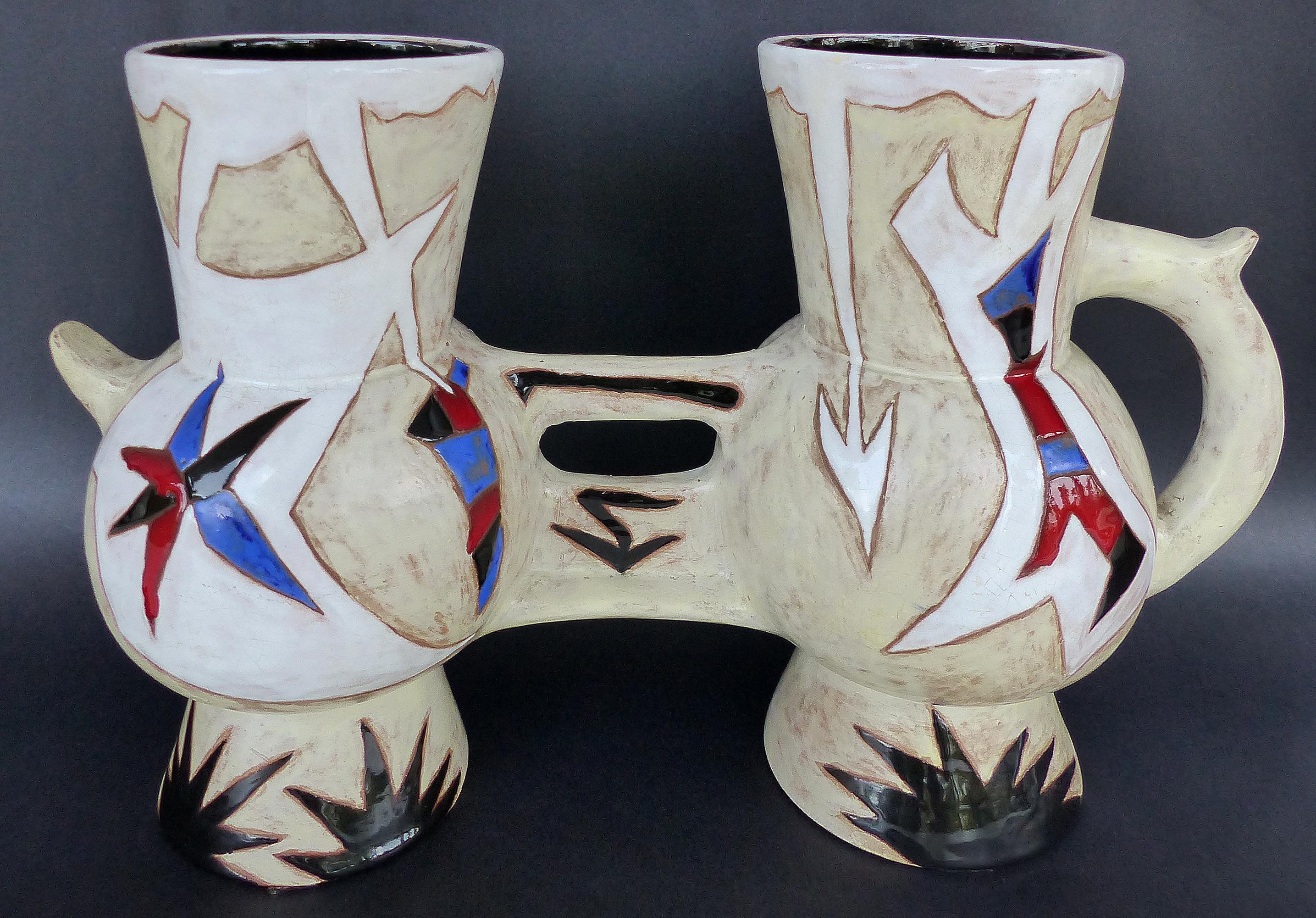 Français Vase à double pichet en céramique française mi-siècle moderne de Jean Lurcat