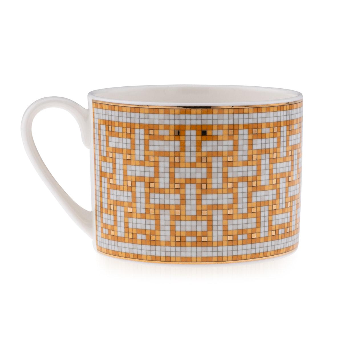 Français Paire de tasses et soucoupes en céramique Mosaique AU 24 Gold By Hermes