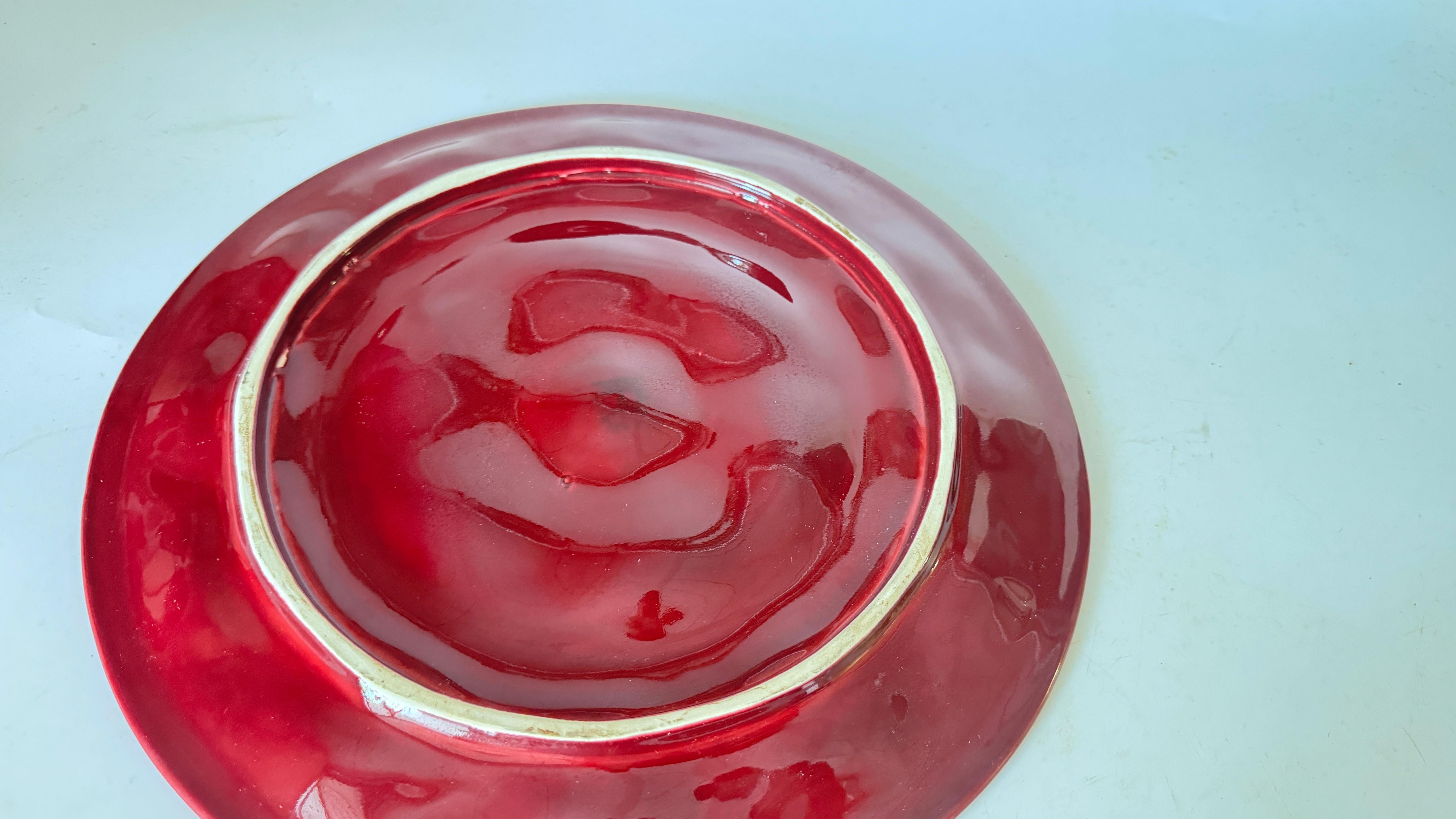 French Ceramic Oyster Plate – Deep Red Glaze – 1960s In Good Condition For Sale In Auribeau sur Siagne, FR