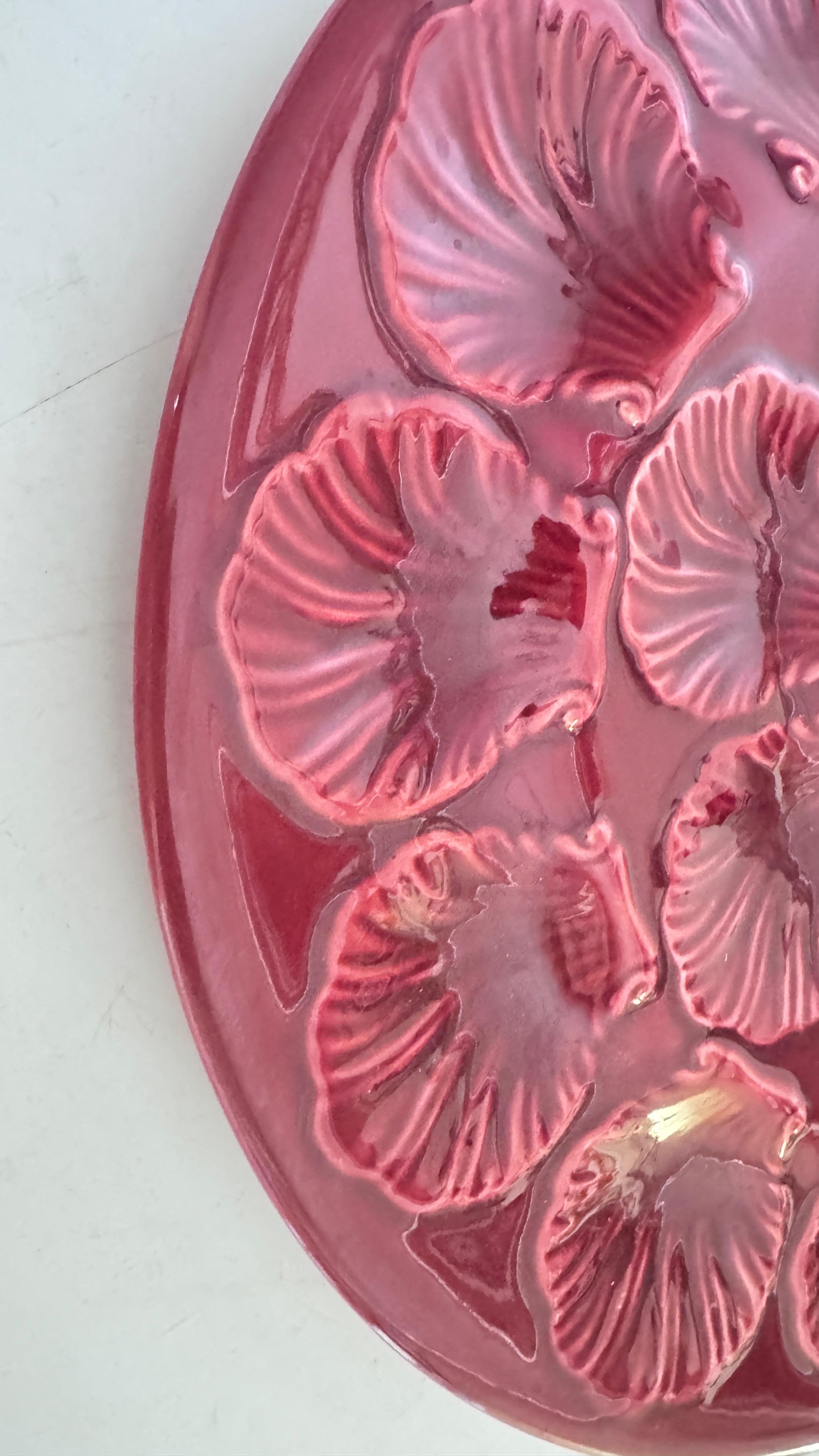 French Ceramic Oyster Plate – Deep Red Glaze – 1960s For Sale 3