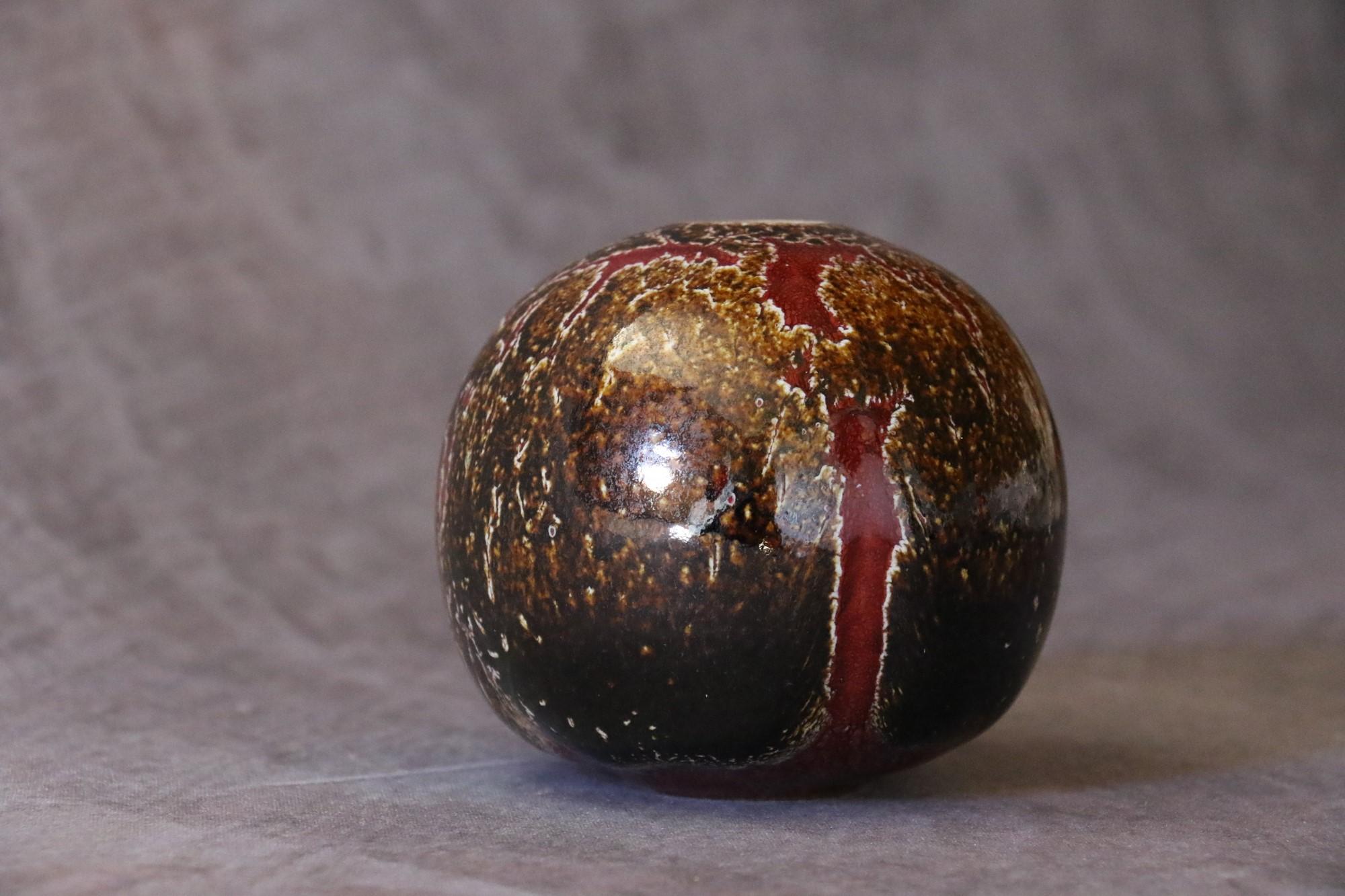 French Ceramic Red and Brown Ball Vase by Marc Uzan, circa 2000 For Sale 5