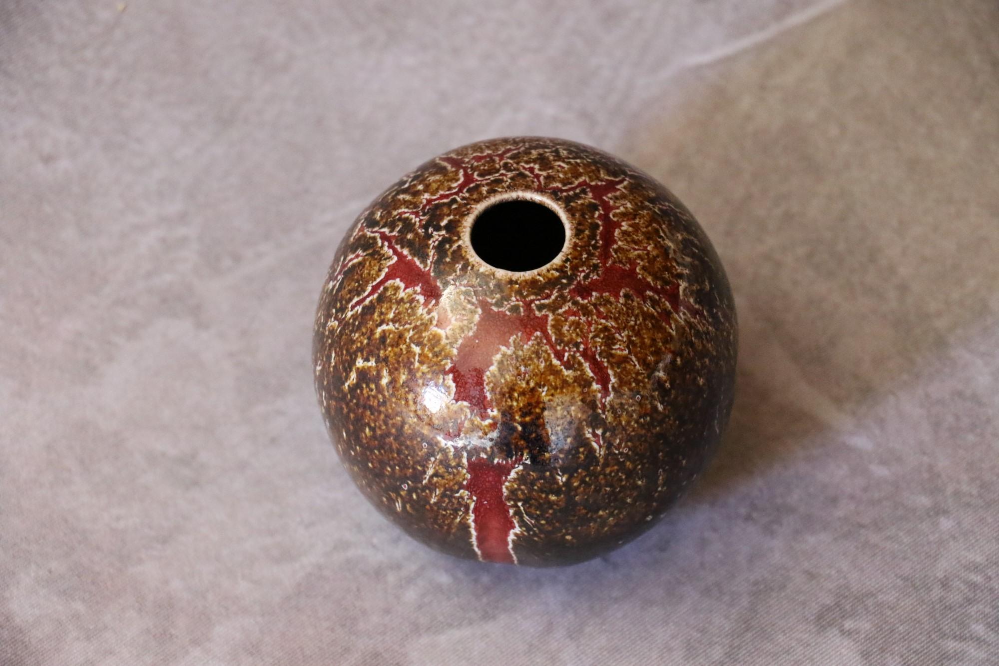 Mid-Century Modern French Ceramic Red and Brown Ball Vase by Marc Uzan, circa 2000 For Sale