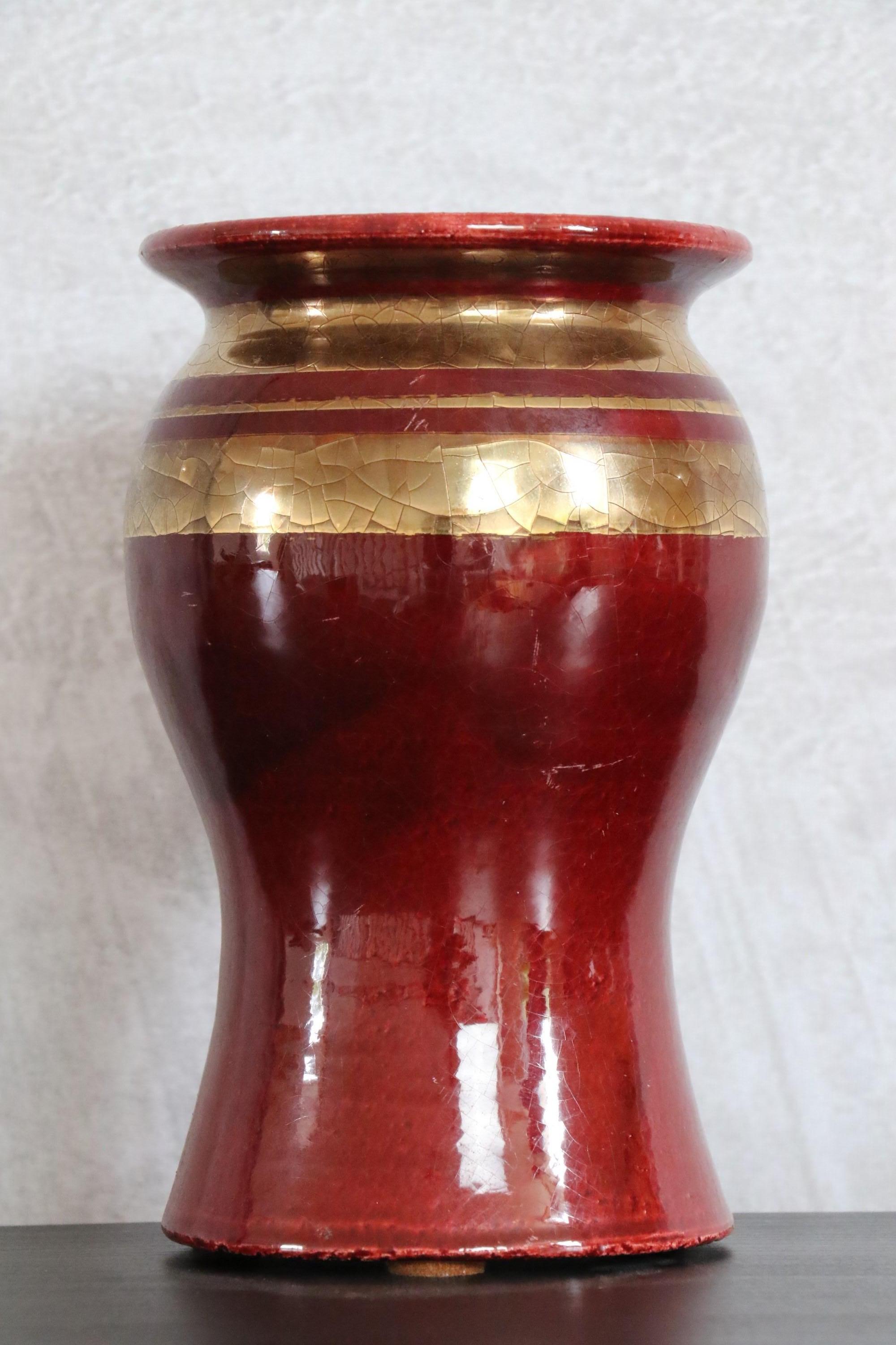 French Ceramic Red and Golden Vase by Georges Pelletier, Signed, 1970s For Sale 1