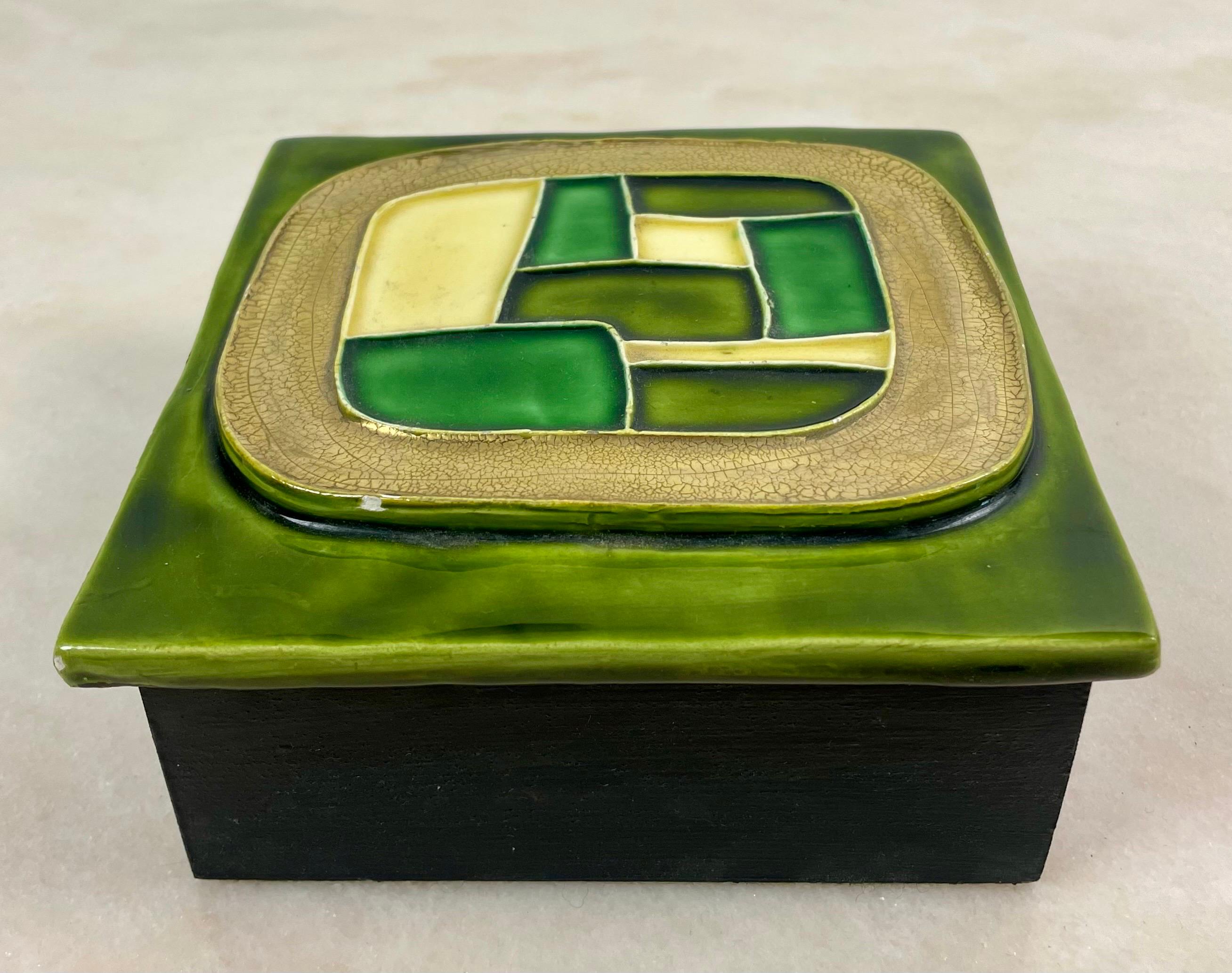 French Ceramic Secret box or jewelry box or tidy  - Mithé Espelt 60's Fance  In Good Condition In Beuzevillette, FR