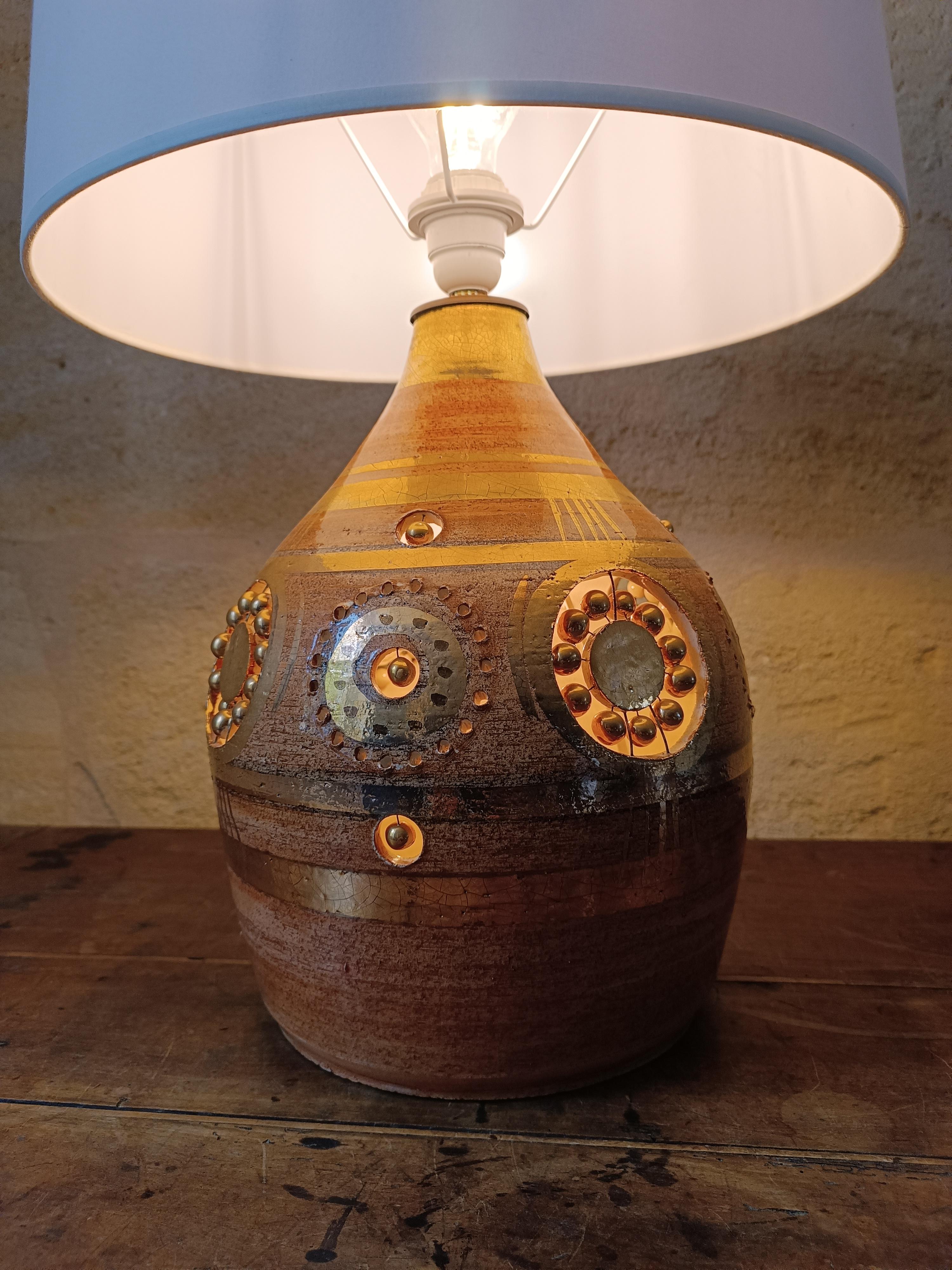 French Ceramic Table Lamp by Georges Pelletier, 1970s In Good Condition For Sale In Camblanes et Meynac, FR