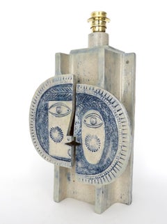 Lampe de table en céramique française par Roger Capron