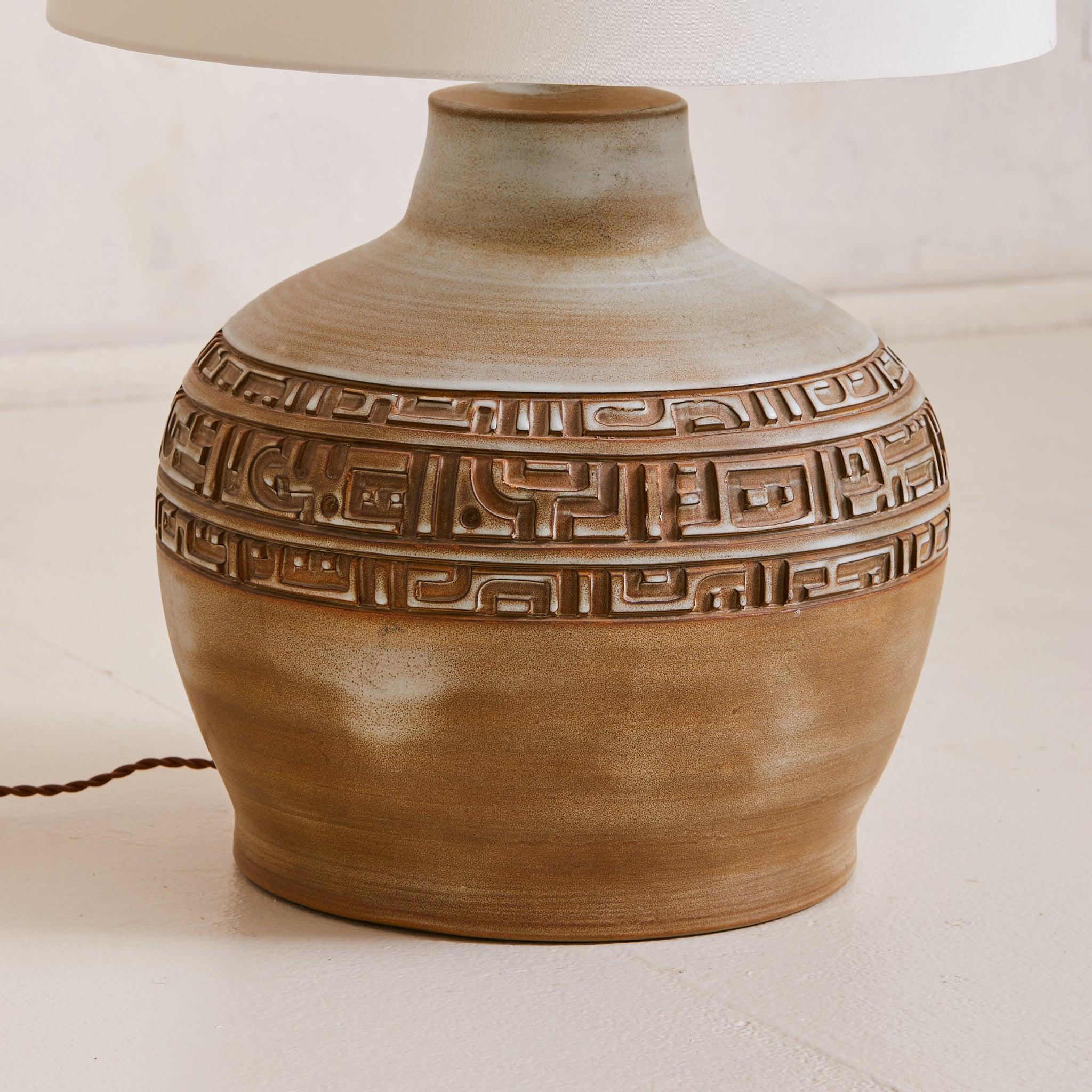 French Ceramic Table Lamp in Smoky Glaze with Geometric Relief, 1960s (Organische Moderne) im Angebot