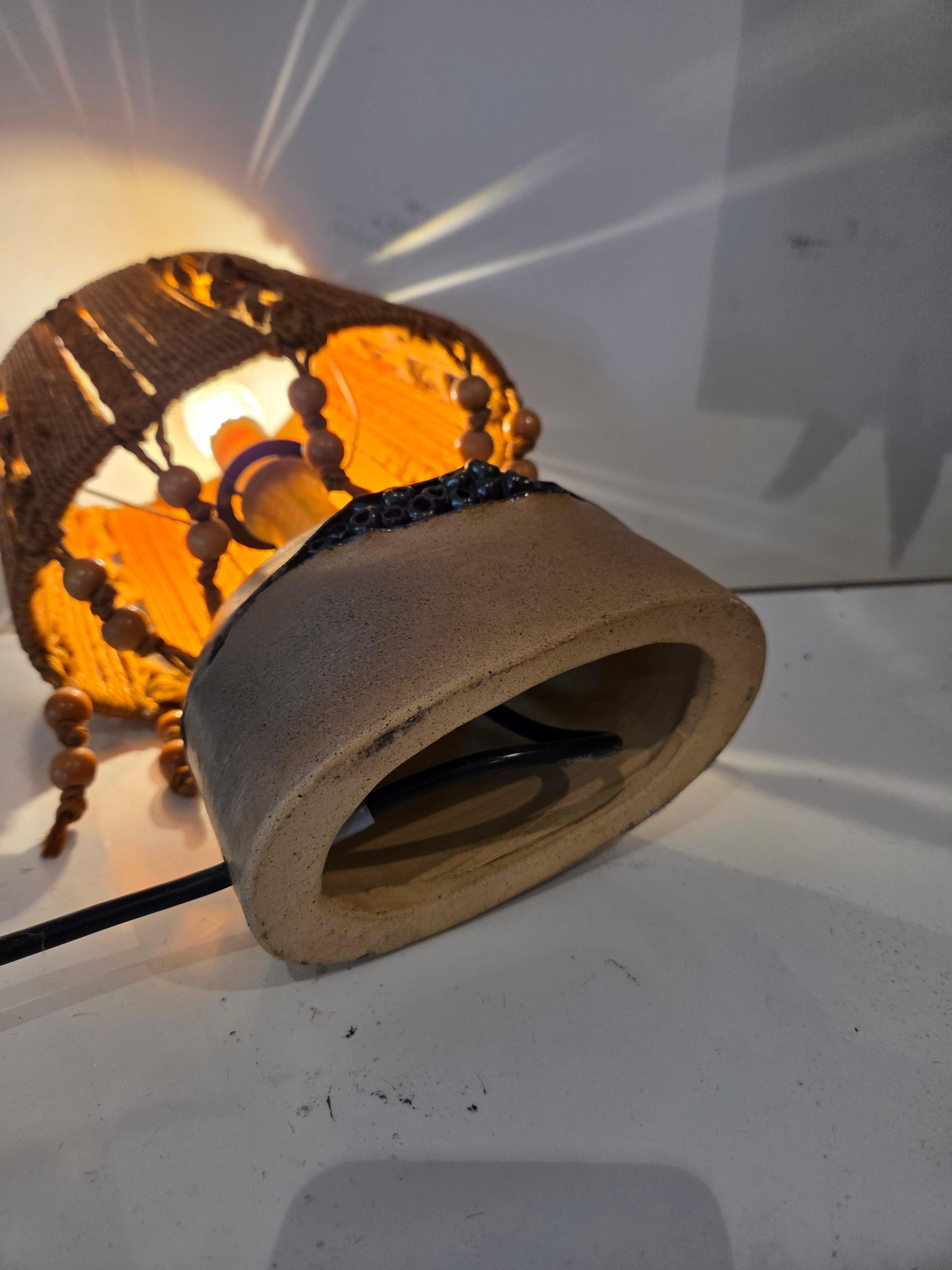 Lampada da tavolo francese in ceramica1 anni '70 Francia In condizioni buone in vendita a Waasmunster, BE