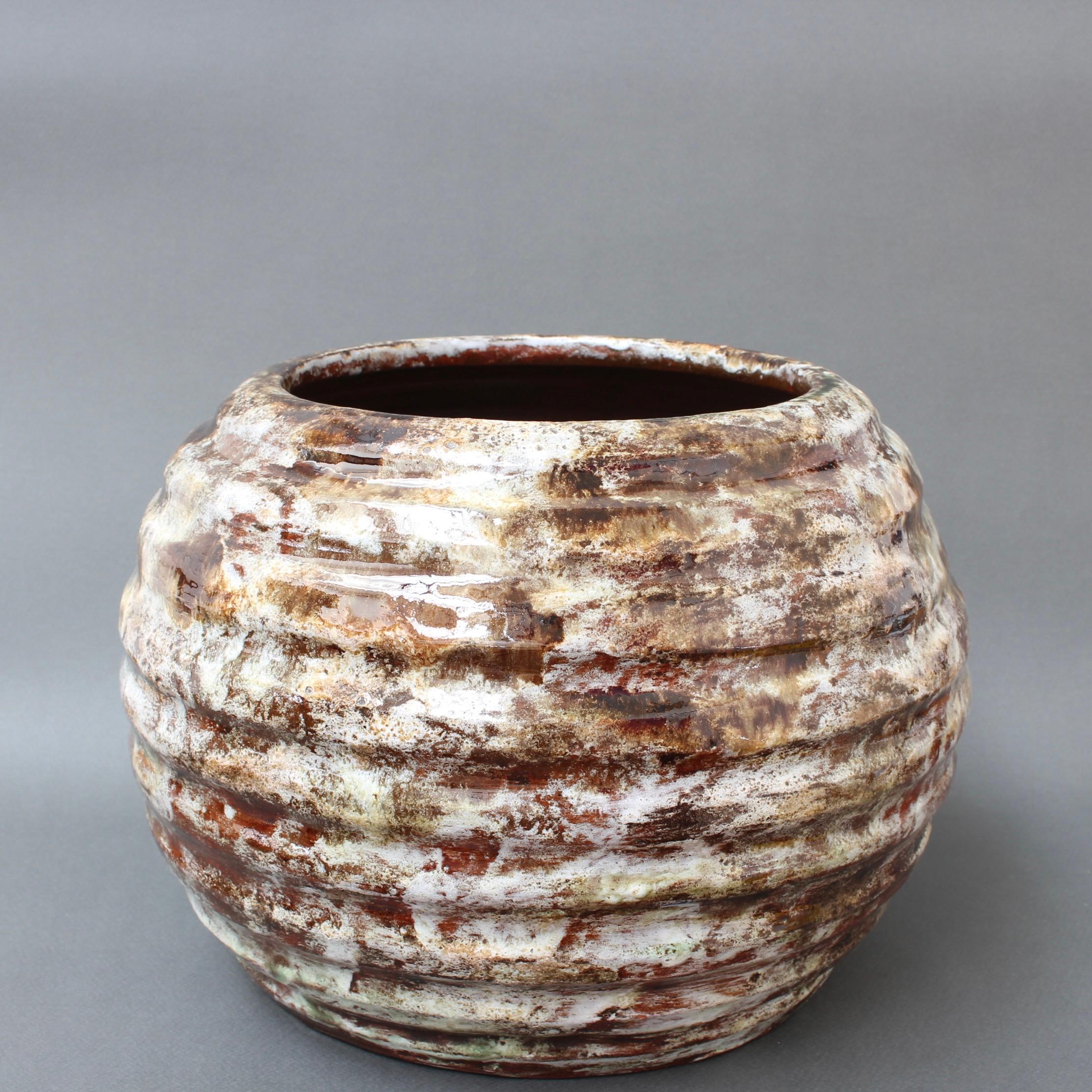 Metà XX secolo Vaso francese in ceramica di Alexandre Kostanda 'circa anni '50'. in vendita