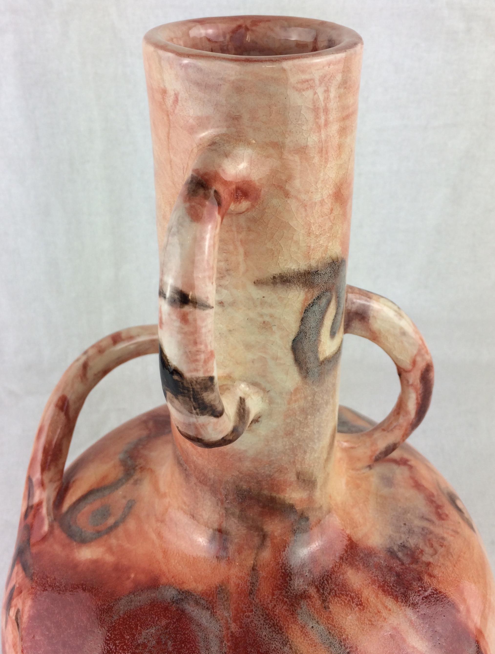 Céramique Vase en céramique française à 3 poignées, signé en vente