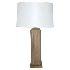 Lampe de table à colonne en chêne cérusé français