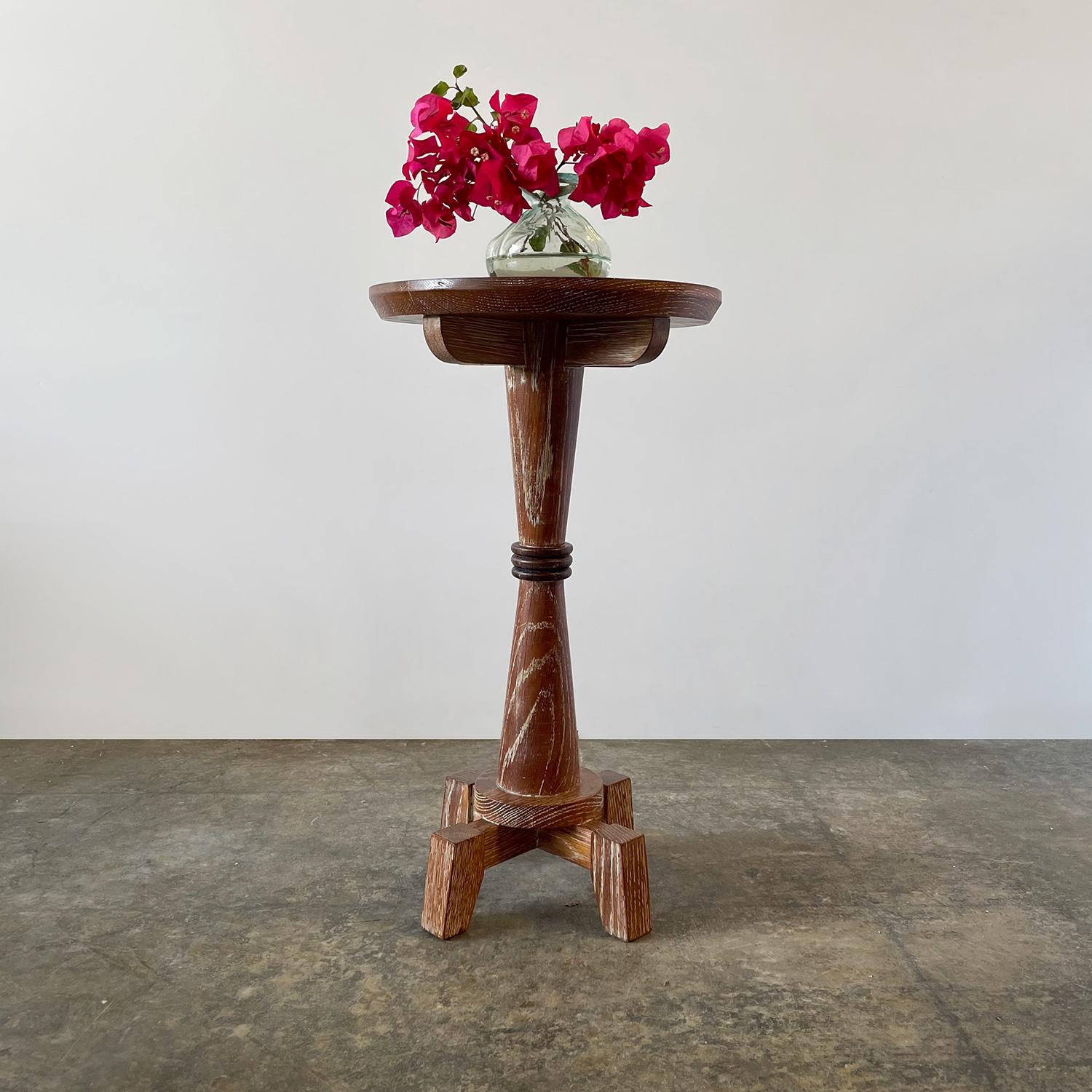 French cerused oak pedestal table
France, circa 1940’s
Solid aged oak shows natural color variations throughout
Rich wood grain detail
Patina from age and use
Newly reconditioned.