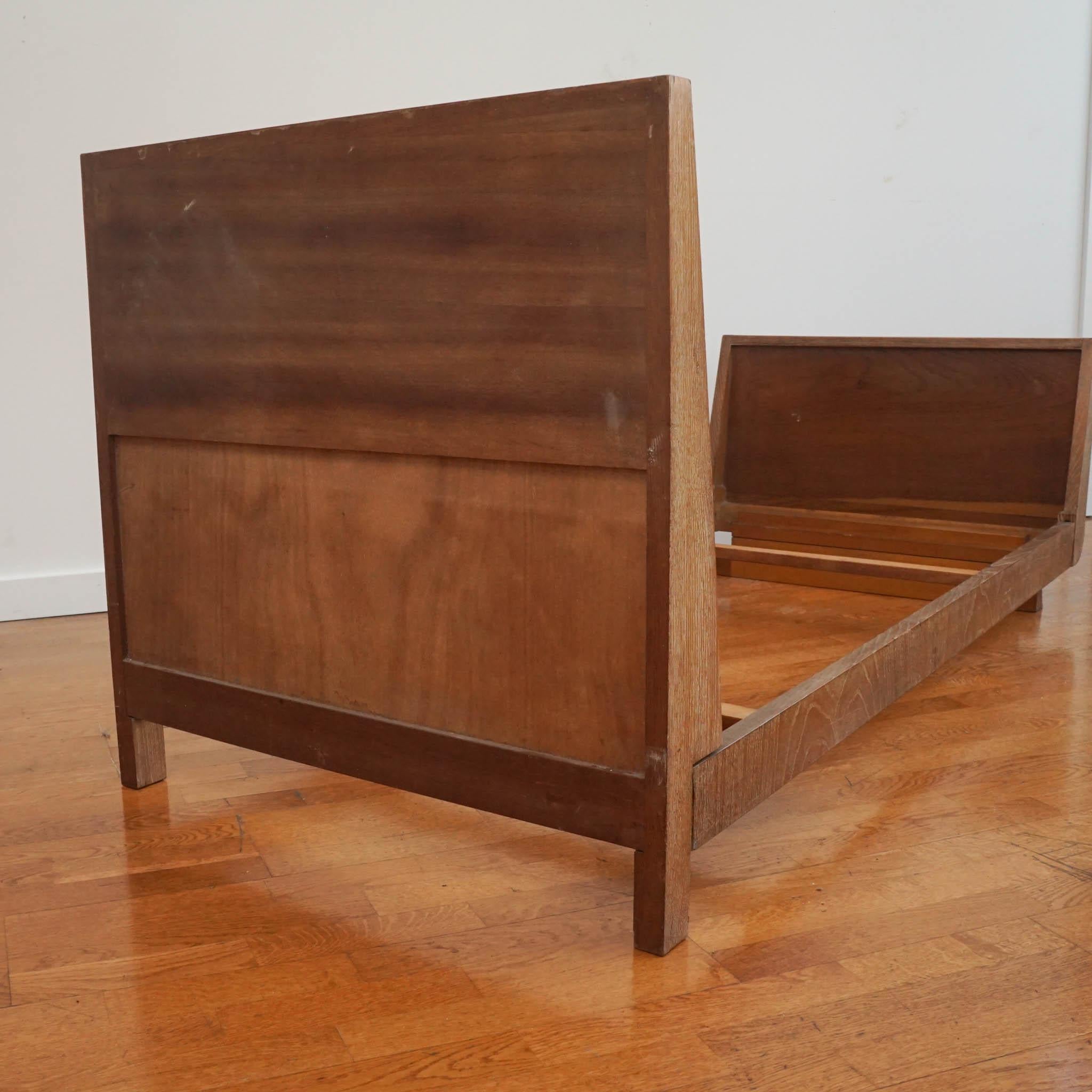 French cerused oak small single bed ca.1940 For Sale 5