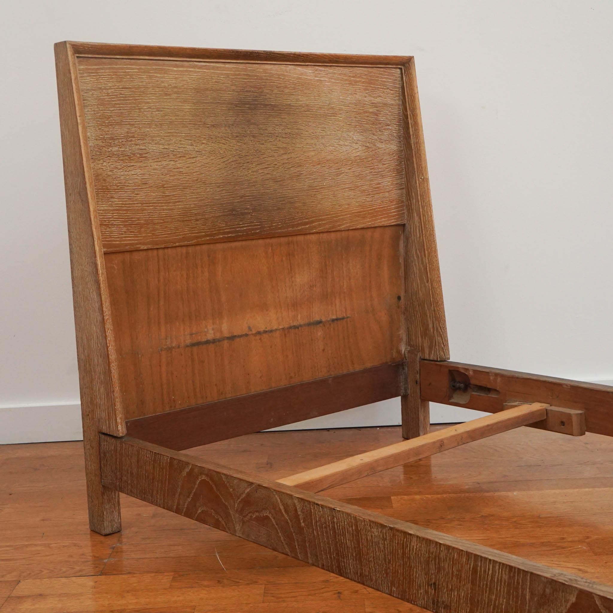 Mid-Century Modern French cerused oak small single bed ca.1940 For Sale